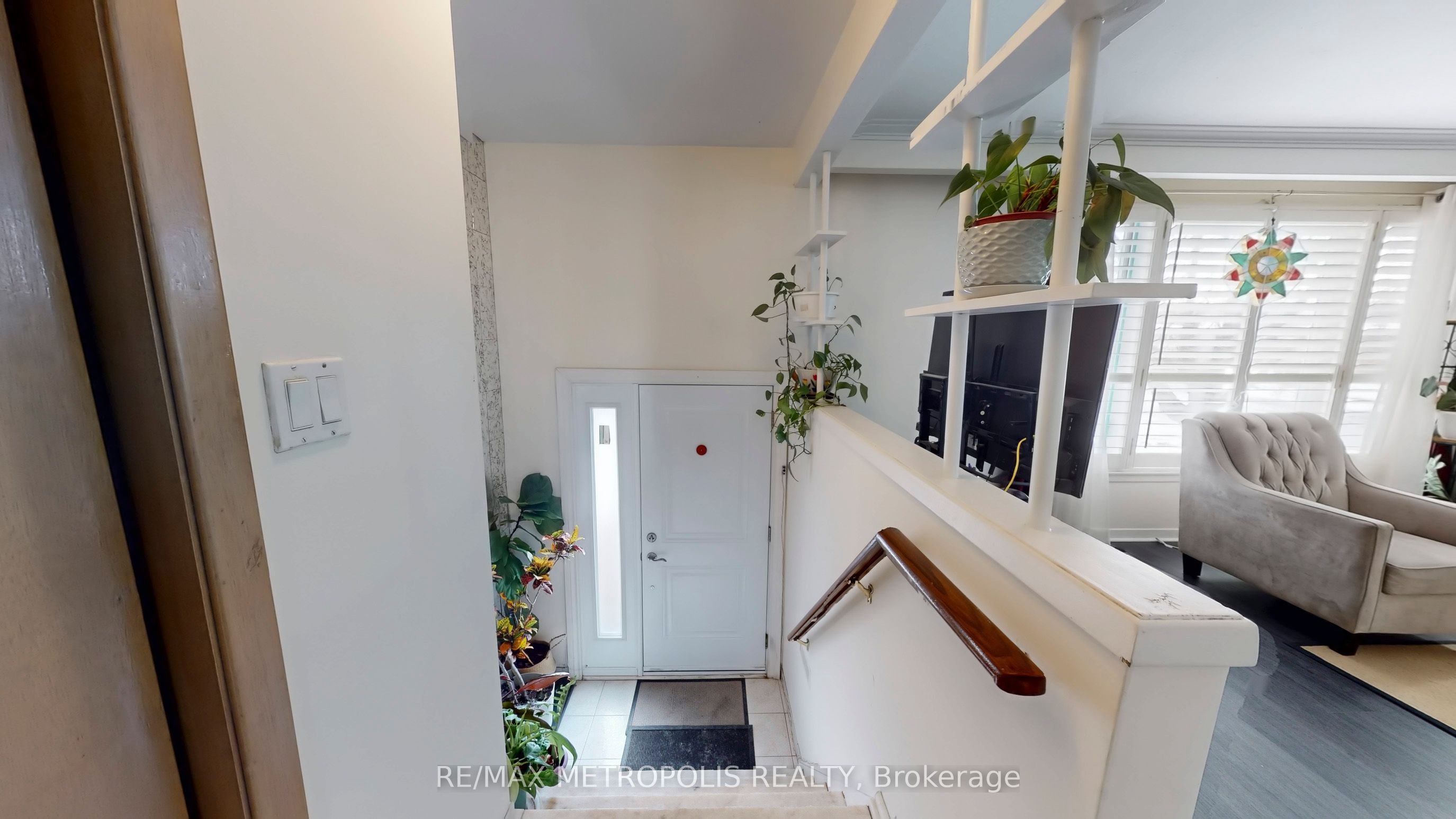68 Paulvale Crescent Property Photo 2