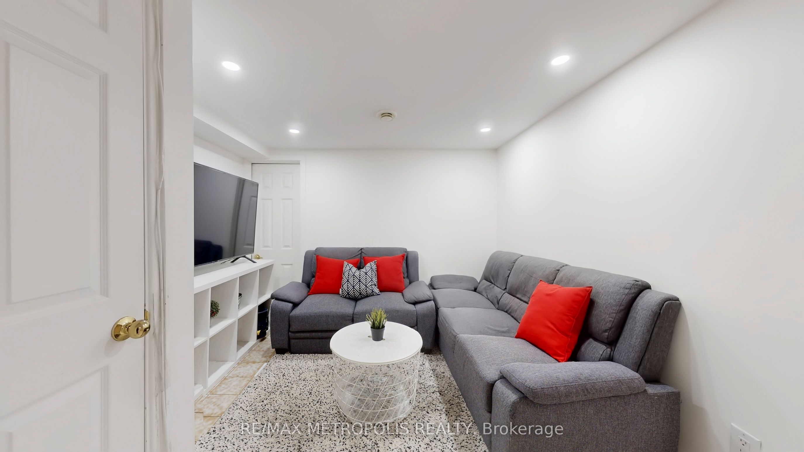 68 Paulvale Crescent Property Photo 29