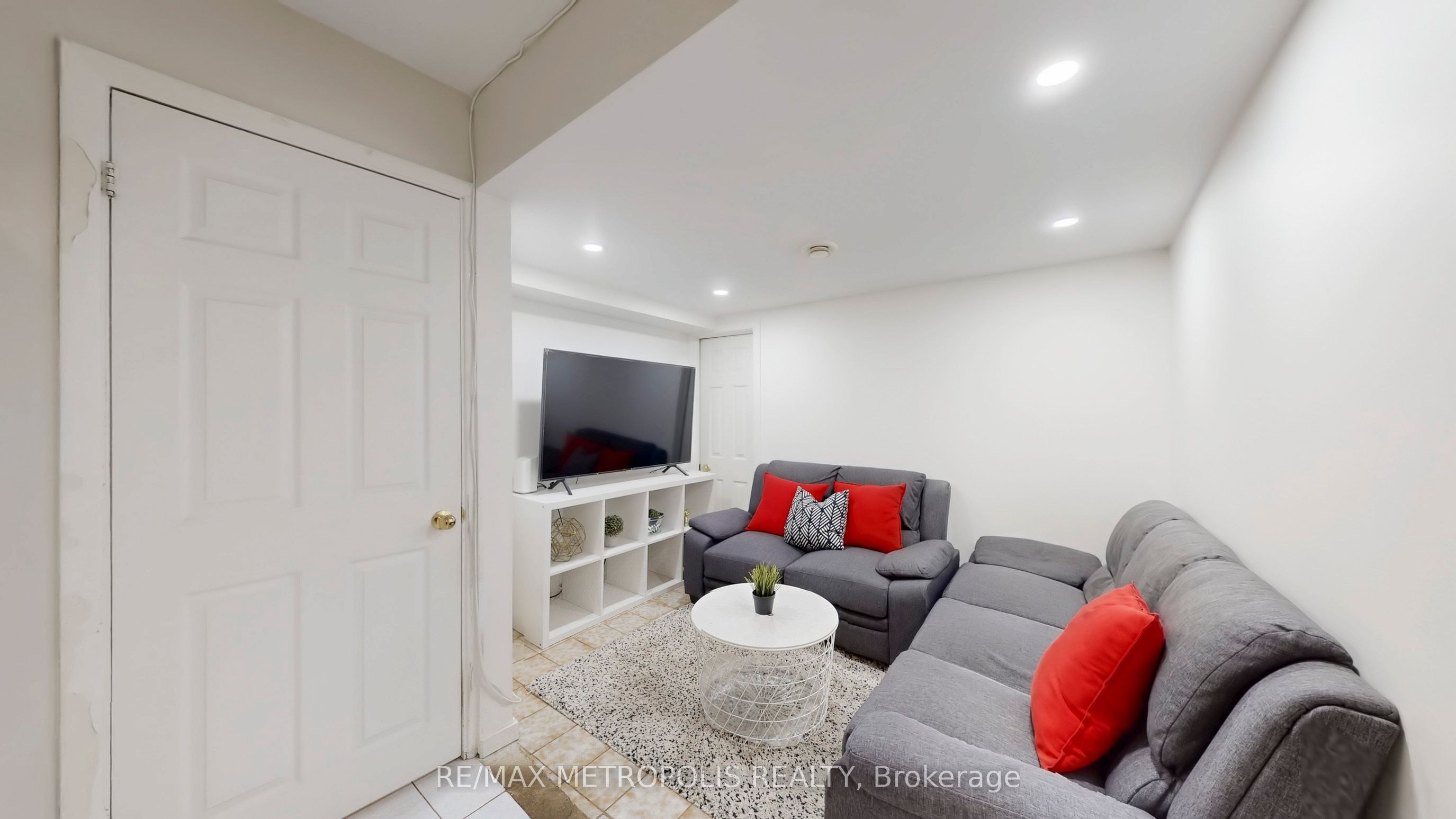 68 Paulvale Crescent Property Photo 30