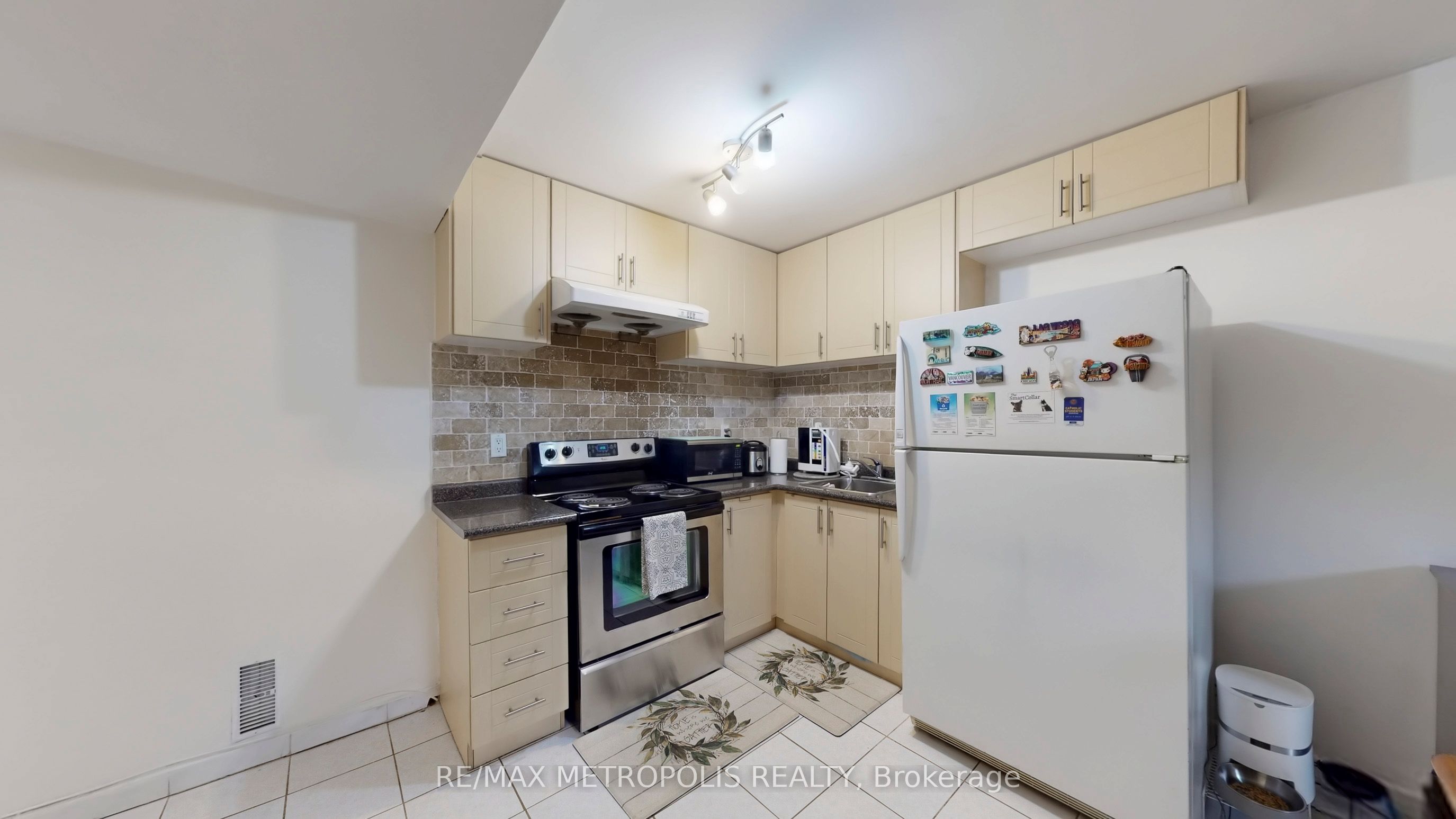 68 Paulvale Crescent Property Photo 33
