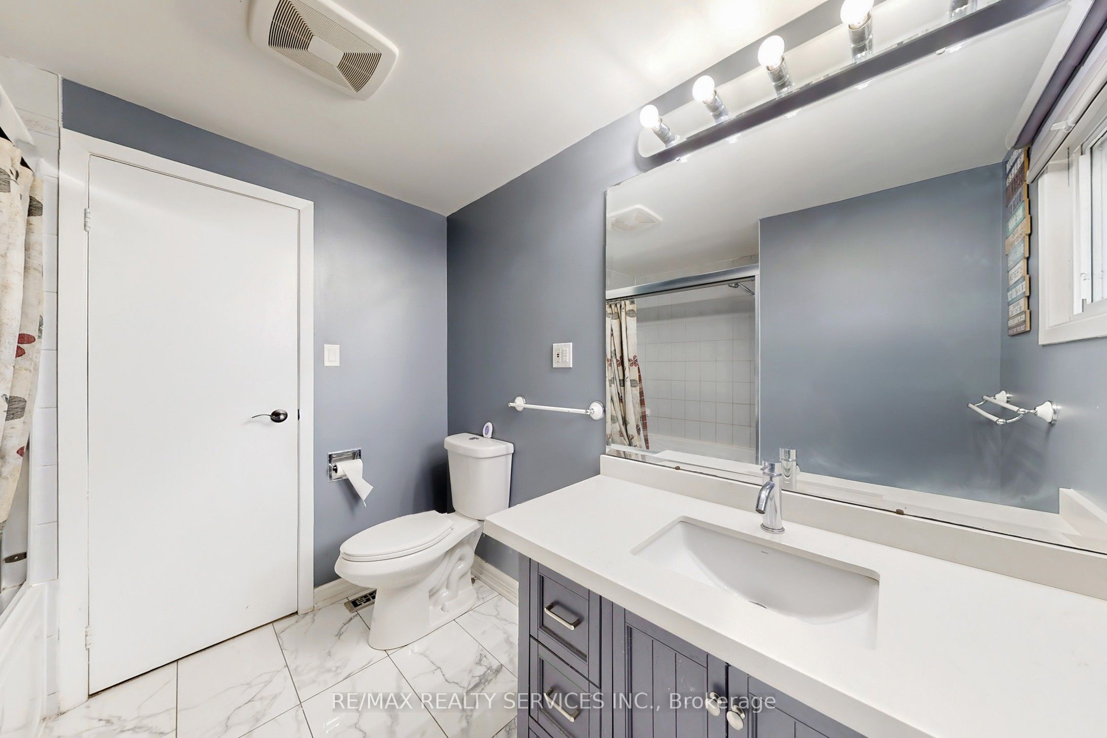 53 Geneva Crescent Property Photo 24