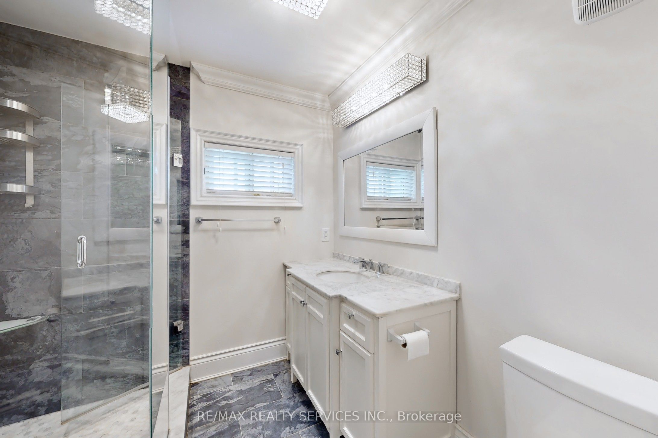 53 Geneva Crescent Property Photo 36