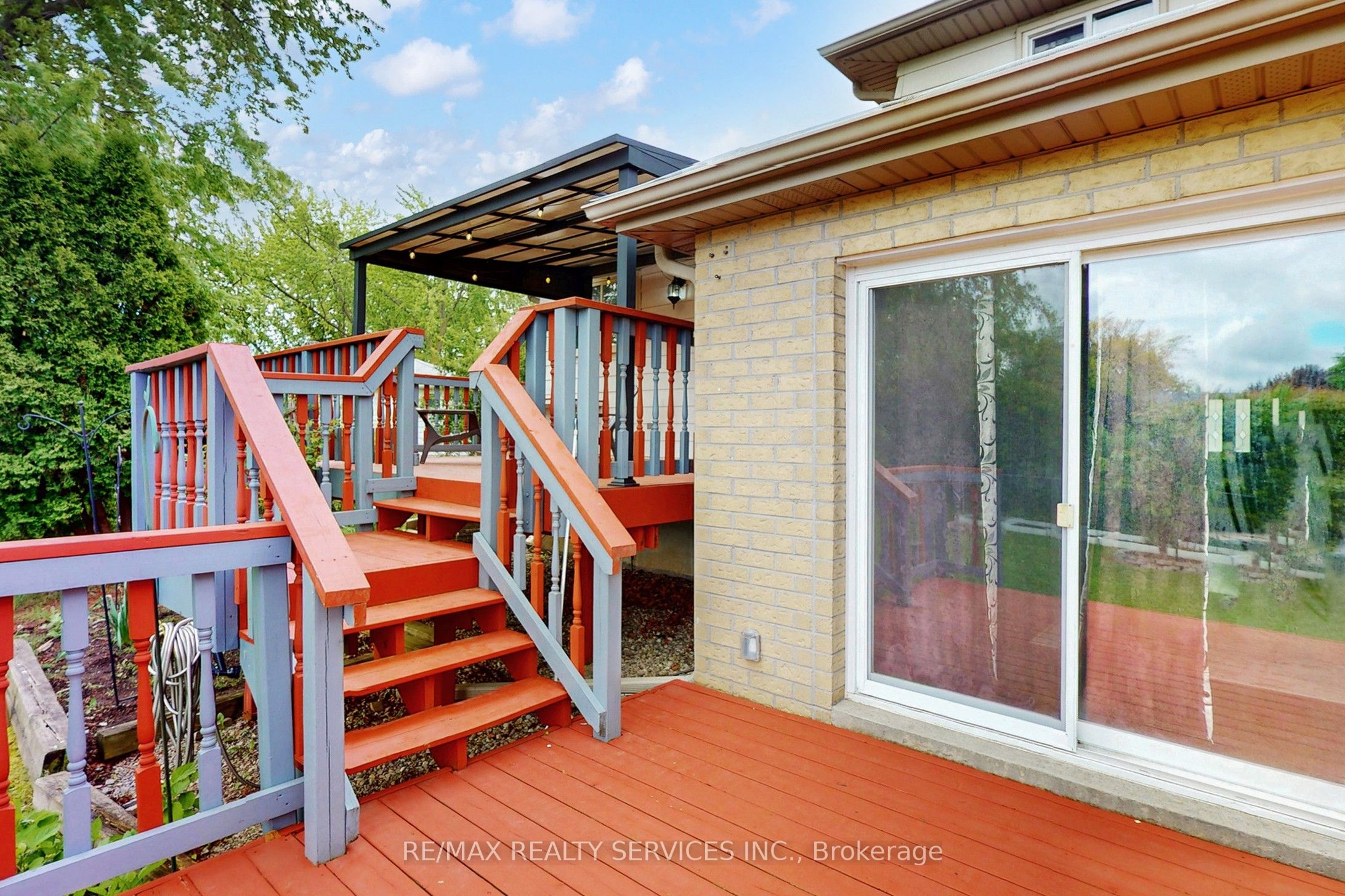 53 Geneva Crescent Property Photo 43
