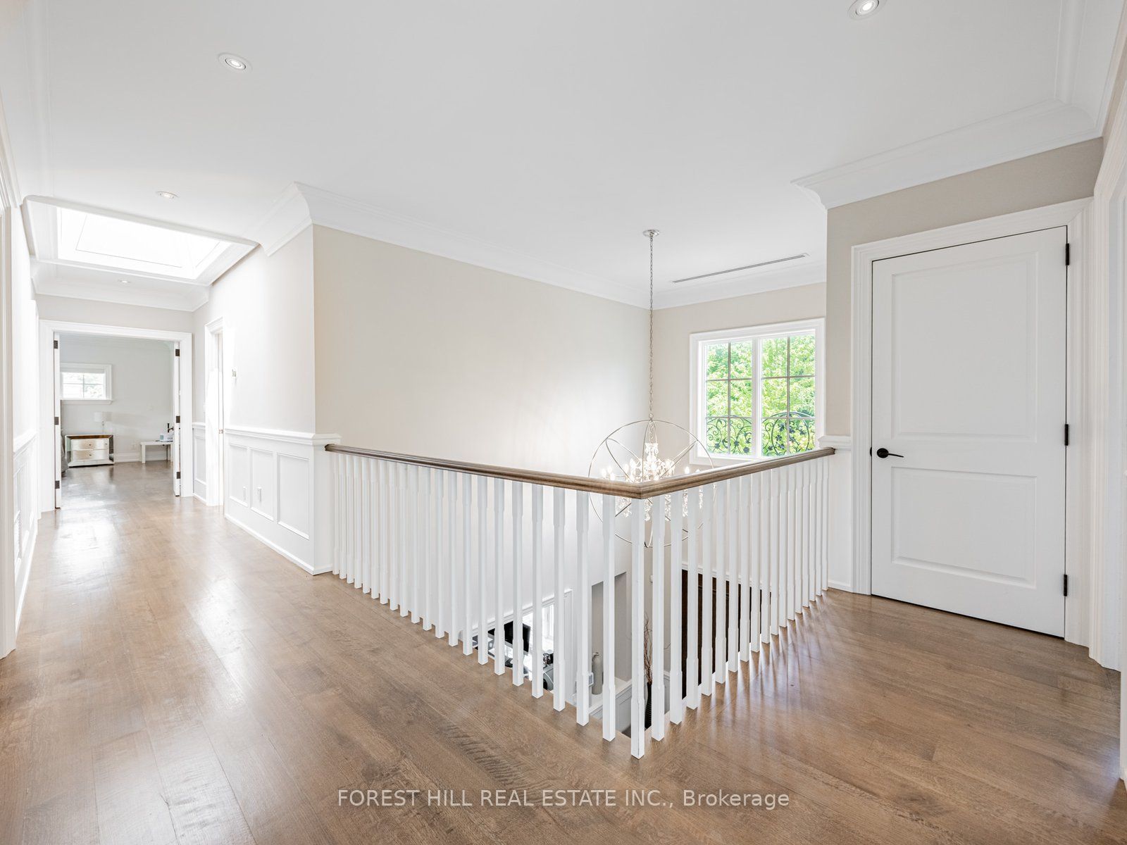 302 Pinehurst Drive W Property Photo 16