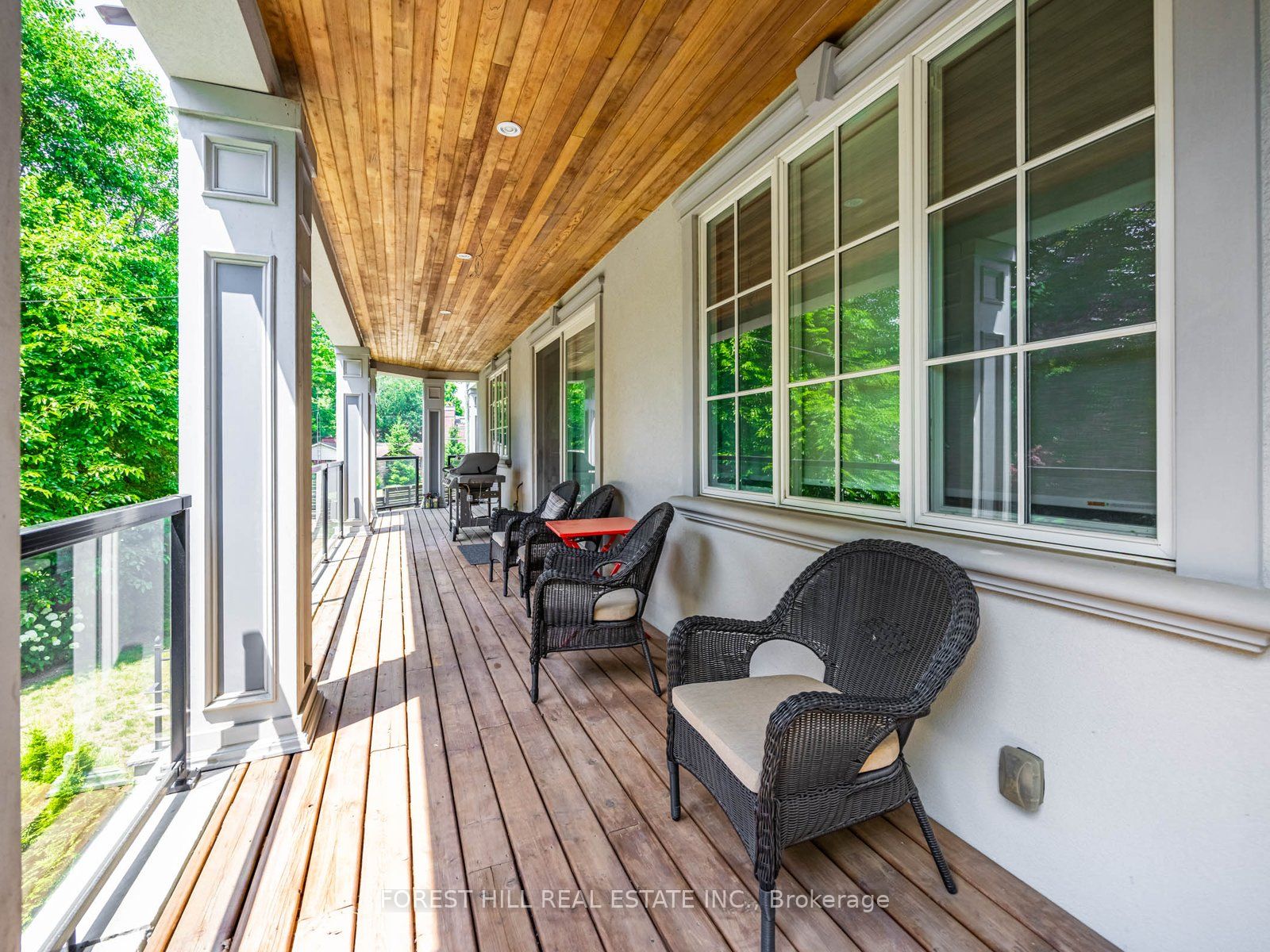 302 Pinehurst Drive W Property Photo 41