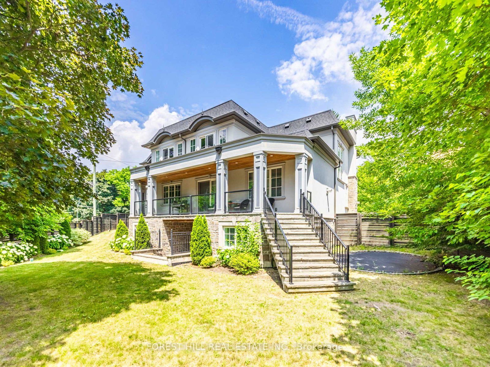 302 Pinehurst Drive W Property Photo 43