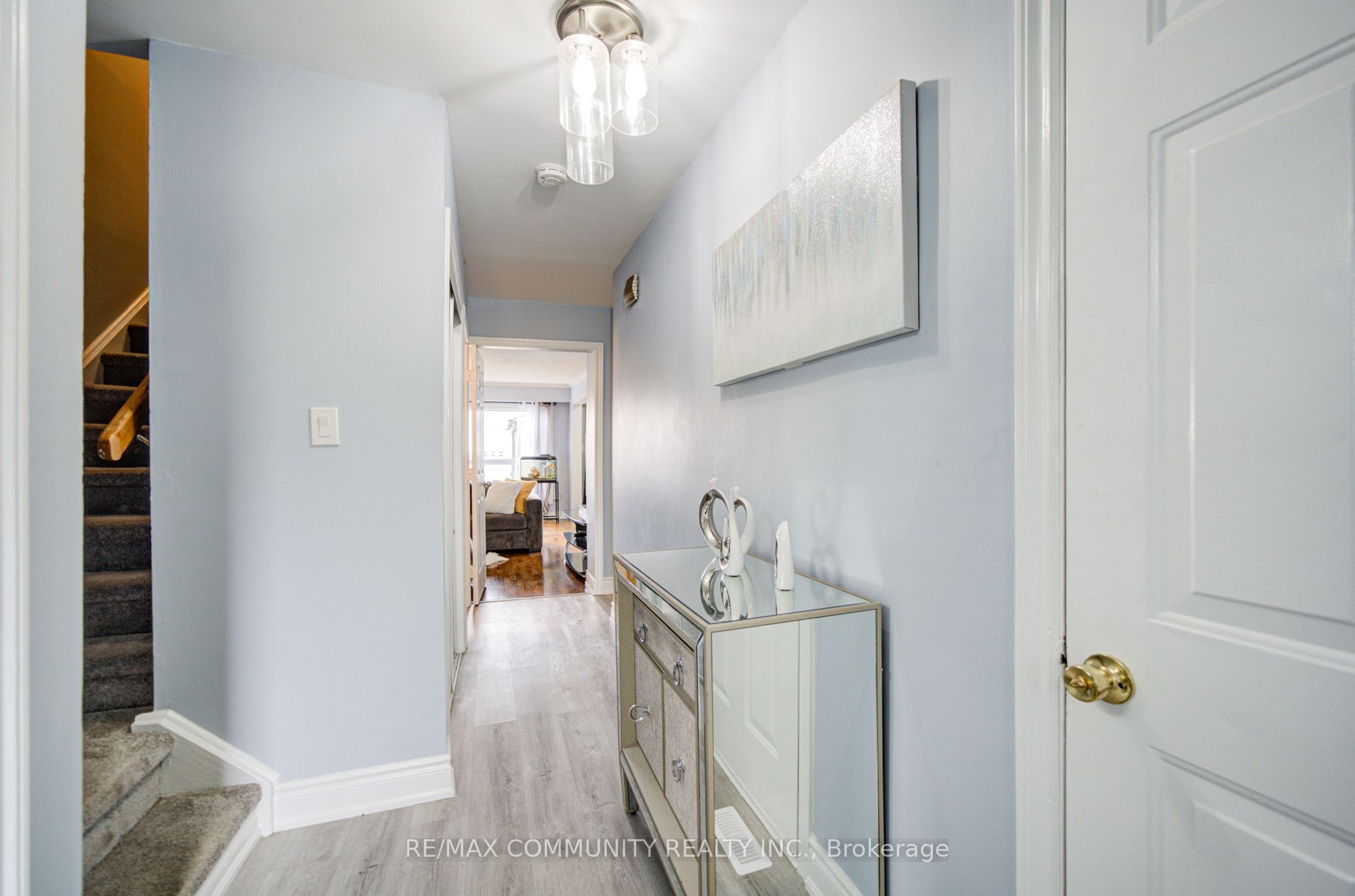 37 Vodden Court Property Photo 6
