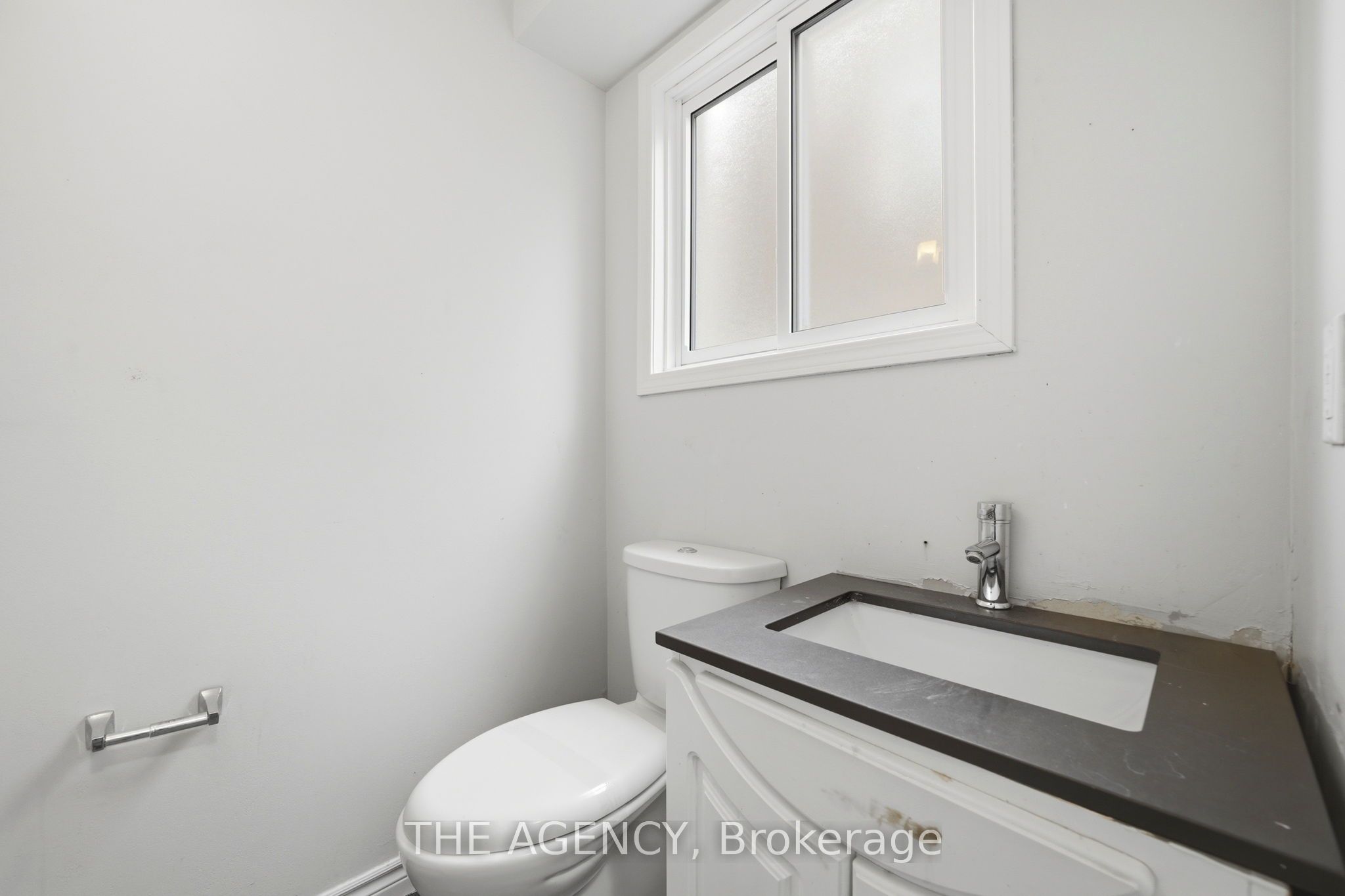 416 Hansen Road N Property Photo 15