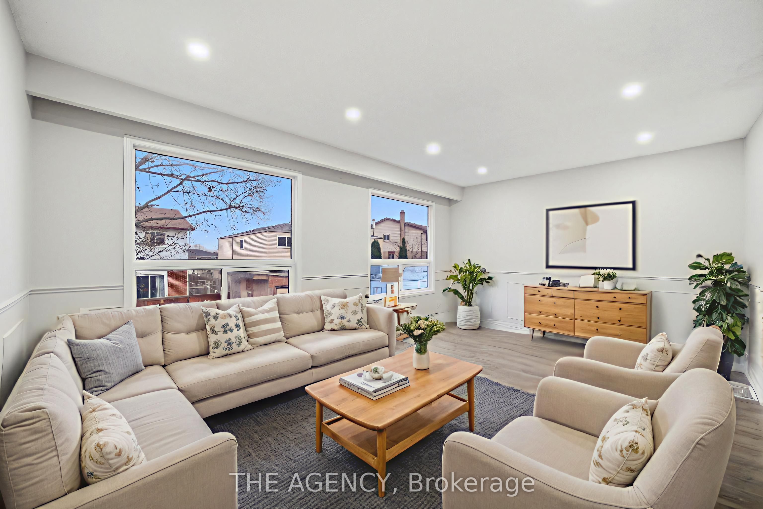 416 Hansen Road N Property Photo 16