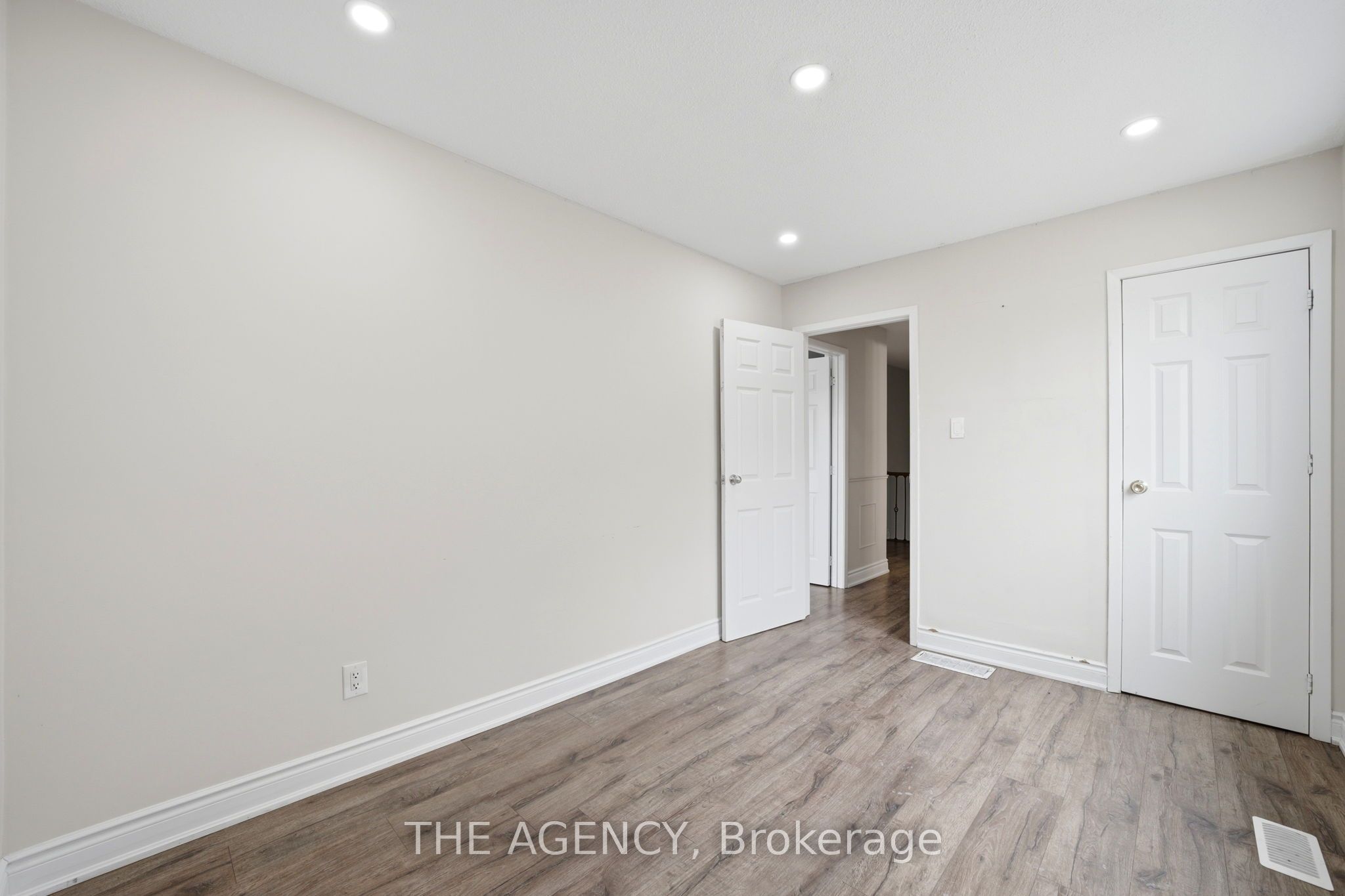 416 Hansen Road N Property Photo 26