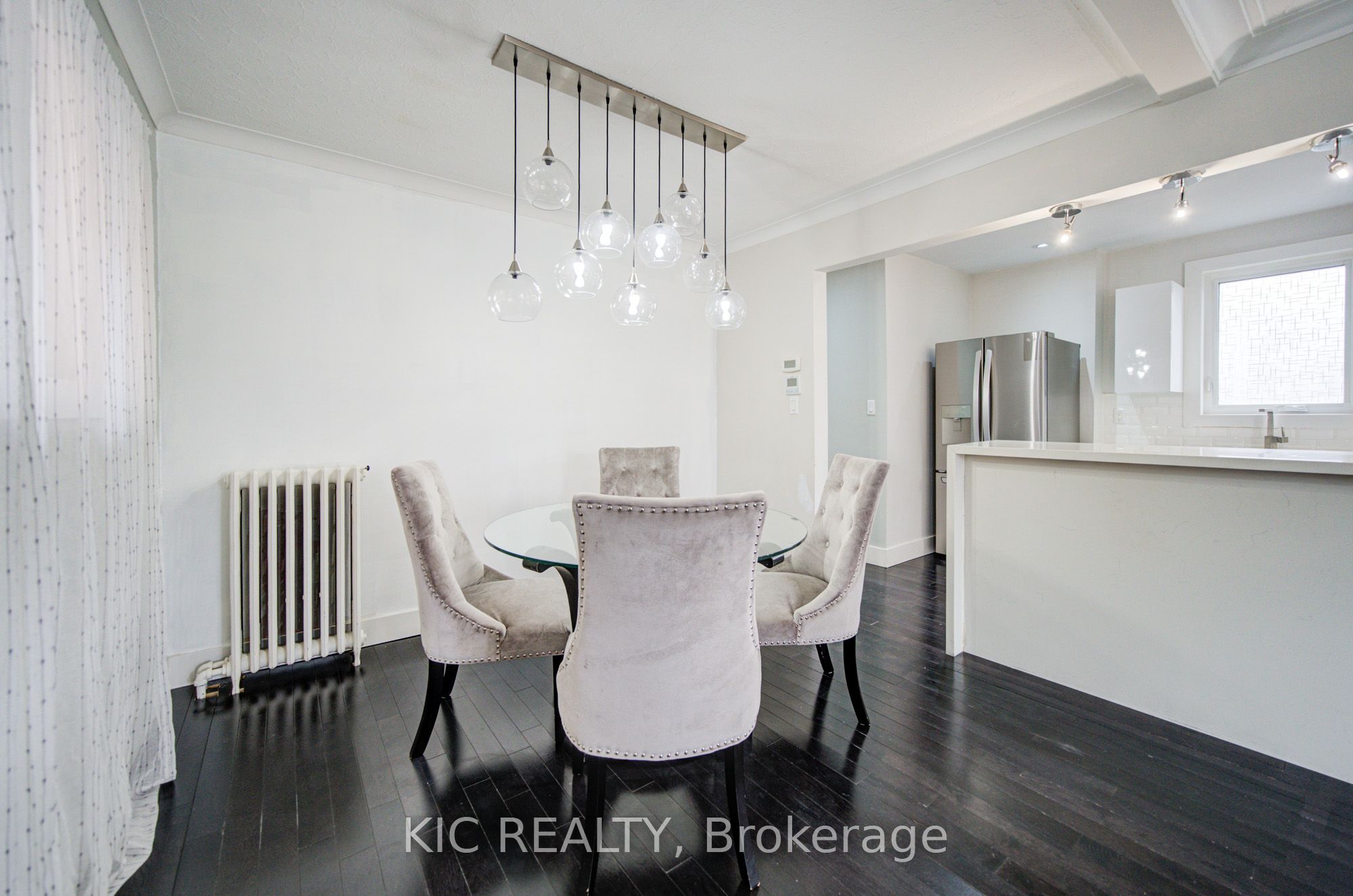 35 Montcalm Avenue Property Photo 5