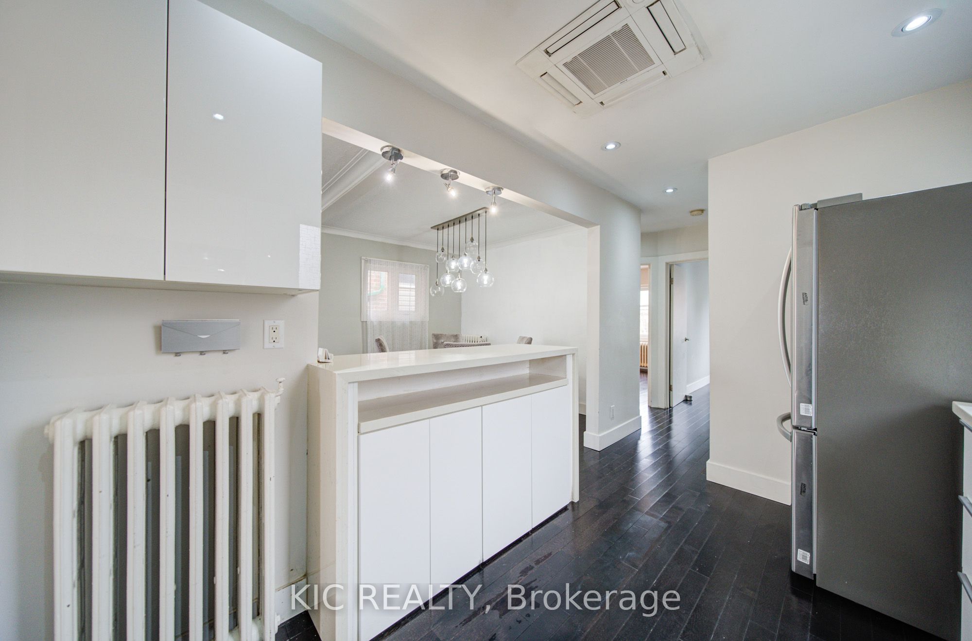 35 Montcalm Avenue Property Photo 11