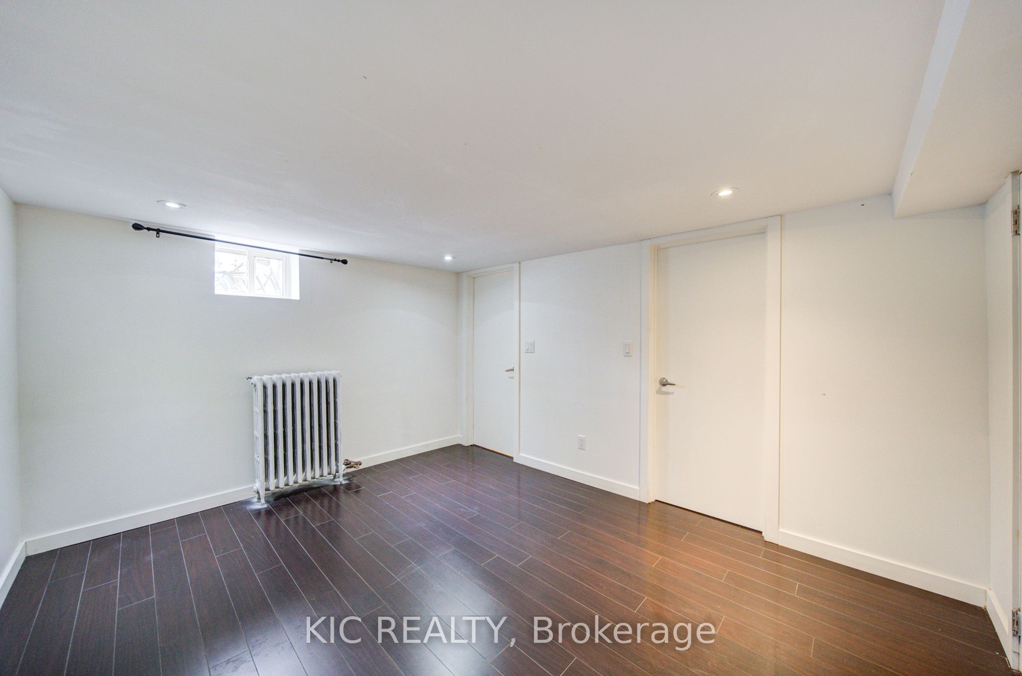 35 Montcalm Avenue Property Photo 28