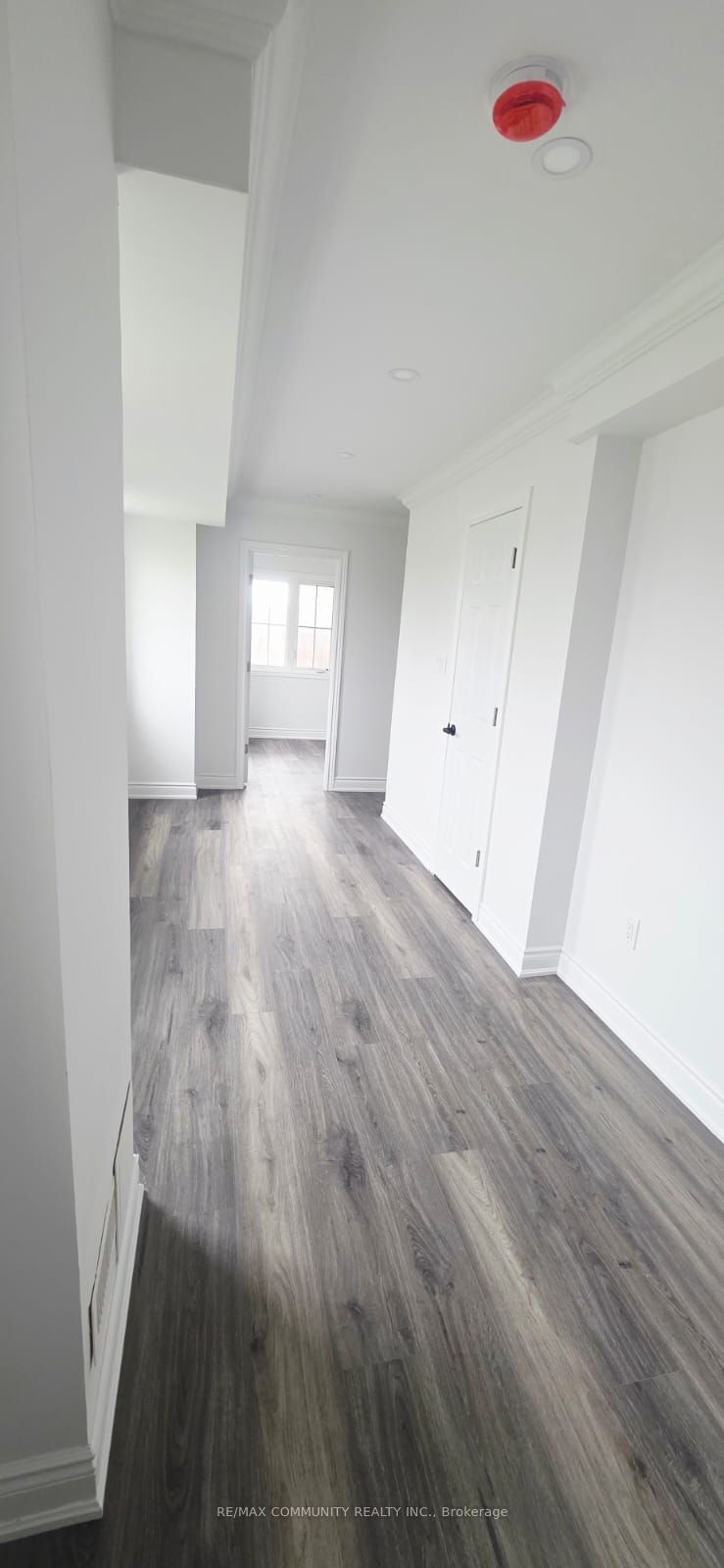 50 Rockman Crescent Lower Property Photo 7