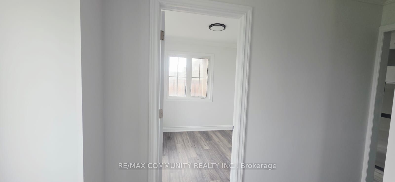 50 Rockman Crescent Lower Property Photo 9