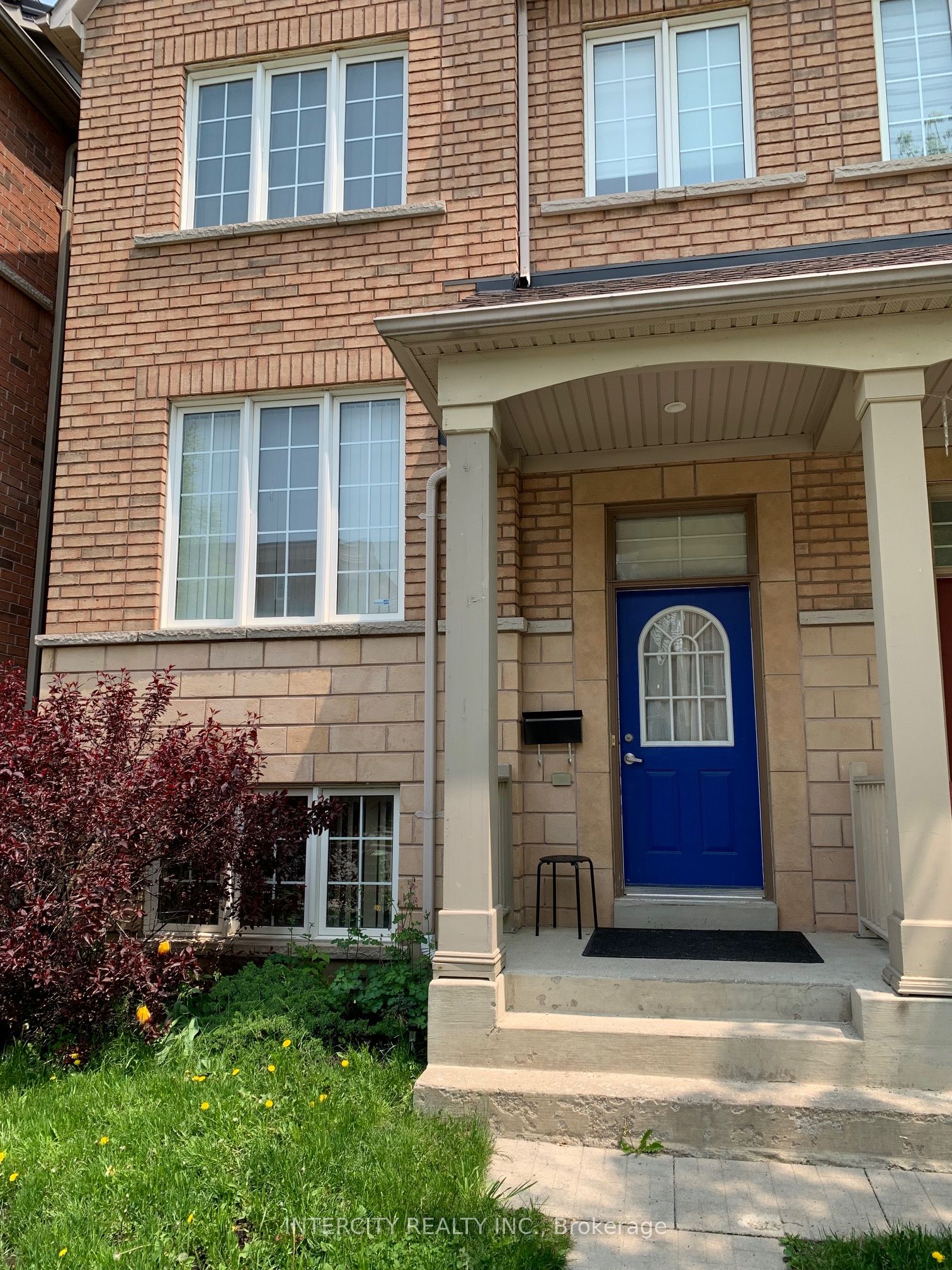 17 Aldwinckle Heights Bsmt Property Photo 1