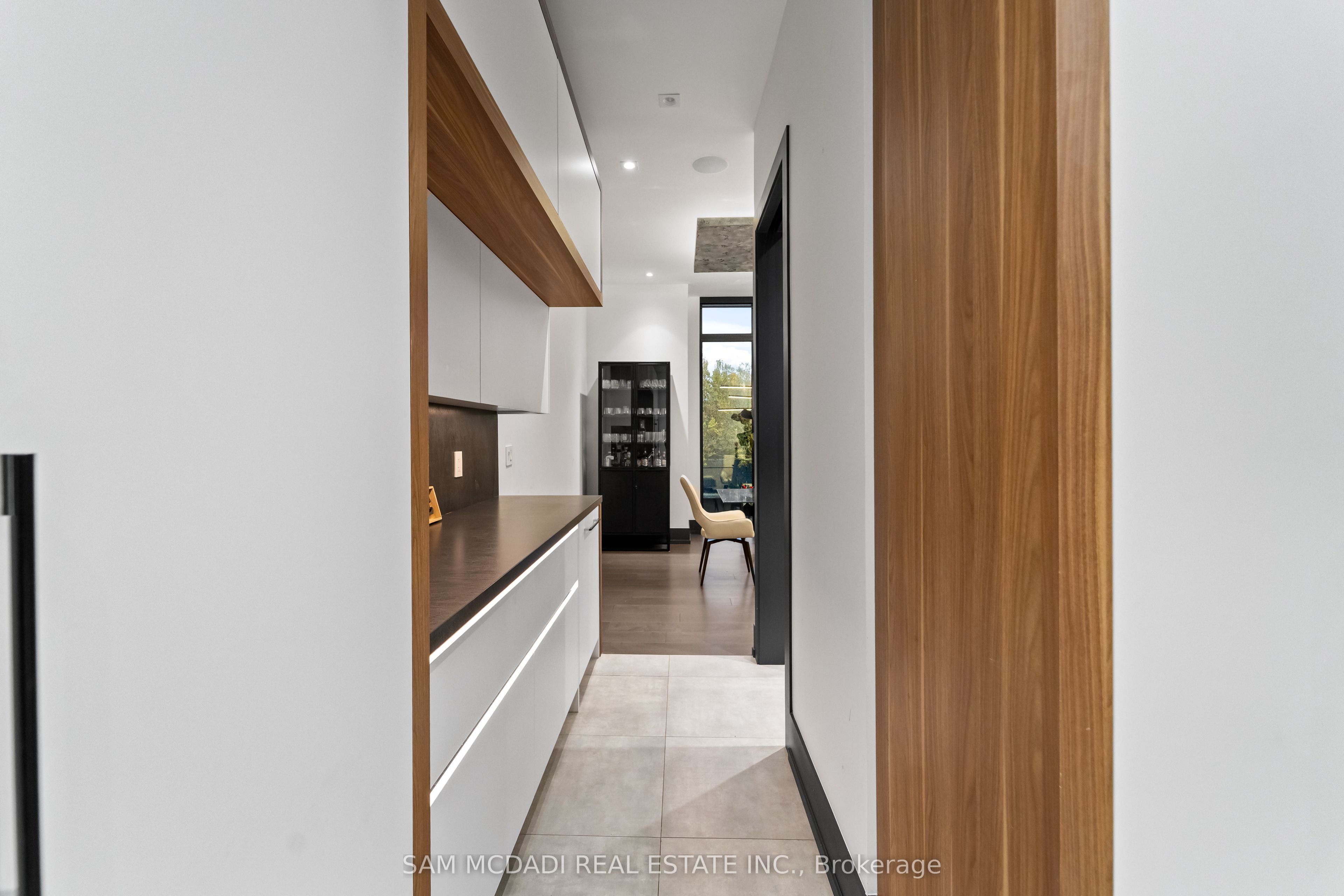417 Union Street Property Photo 6