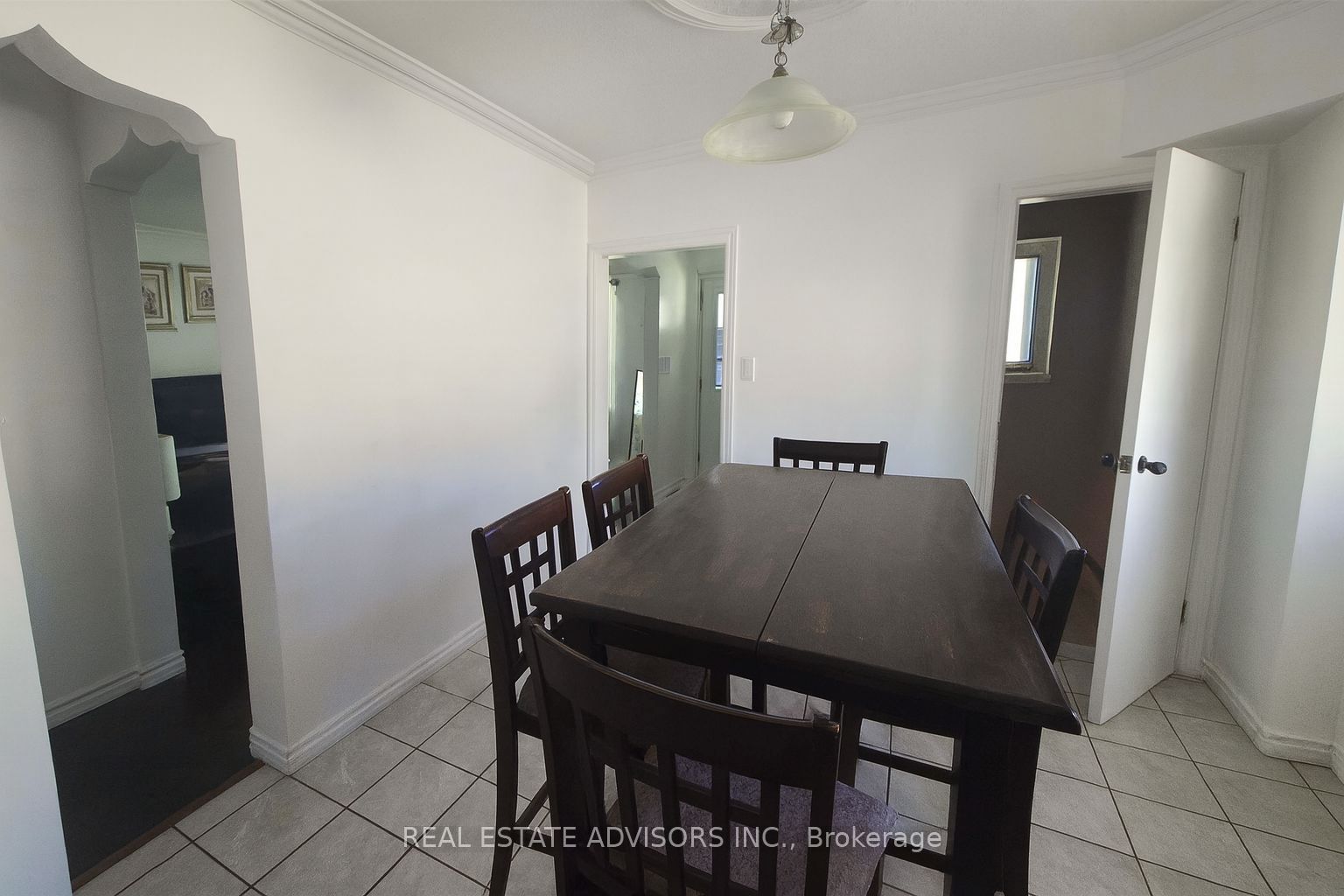 65 Moncrieff Drive Property Photo 4