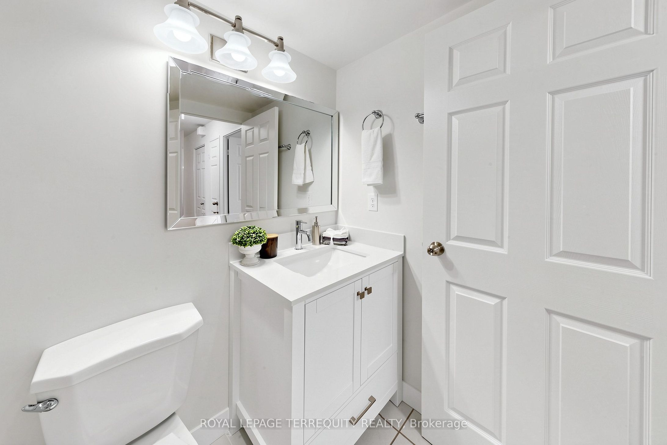 455 Sentinel Road 1410 Property Photo 40