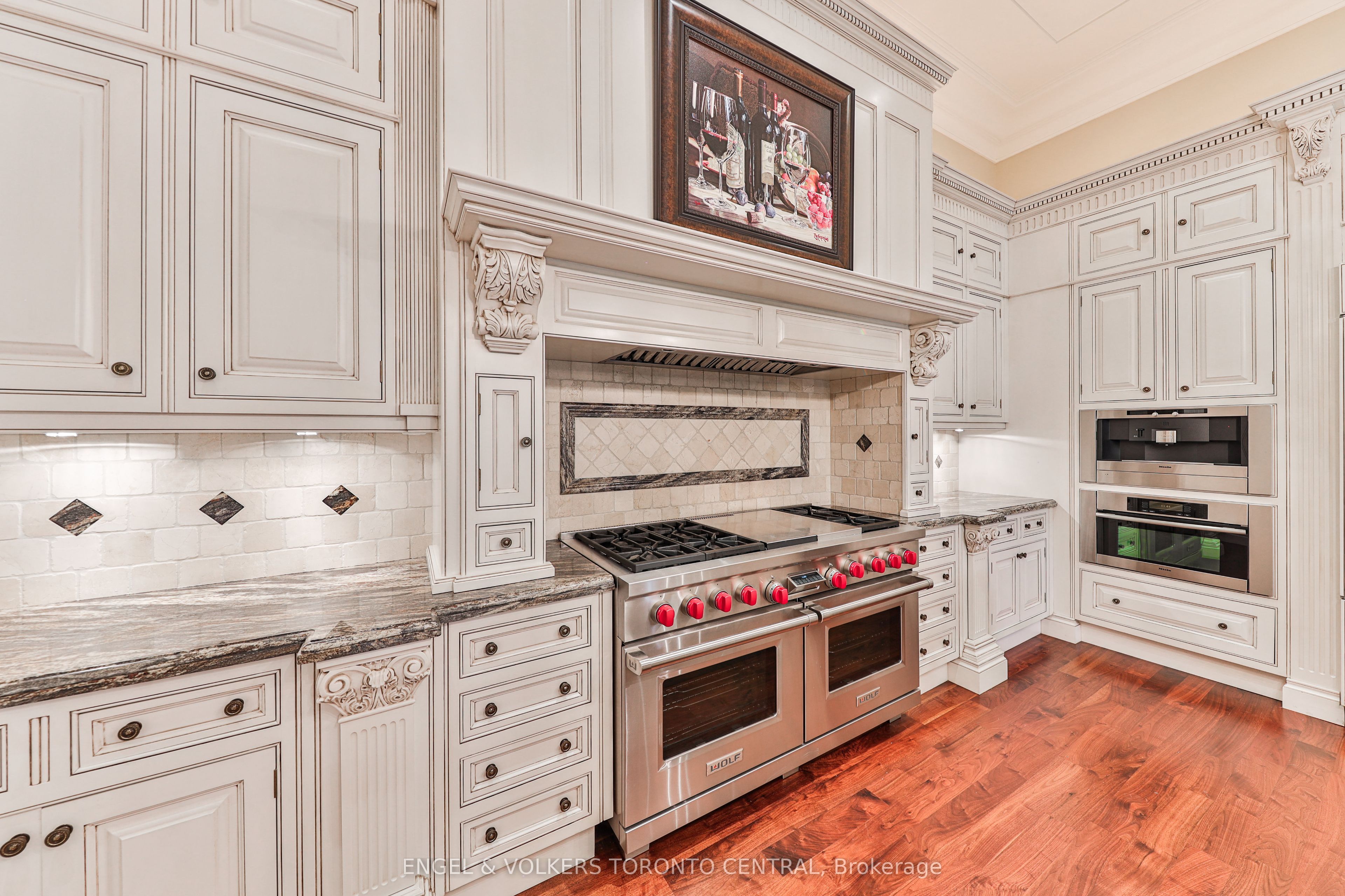 489 Lakeshore Road E Property Photo 15