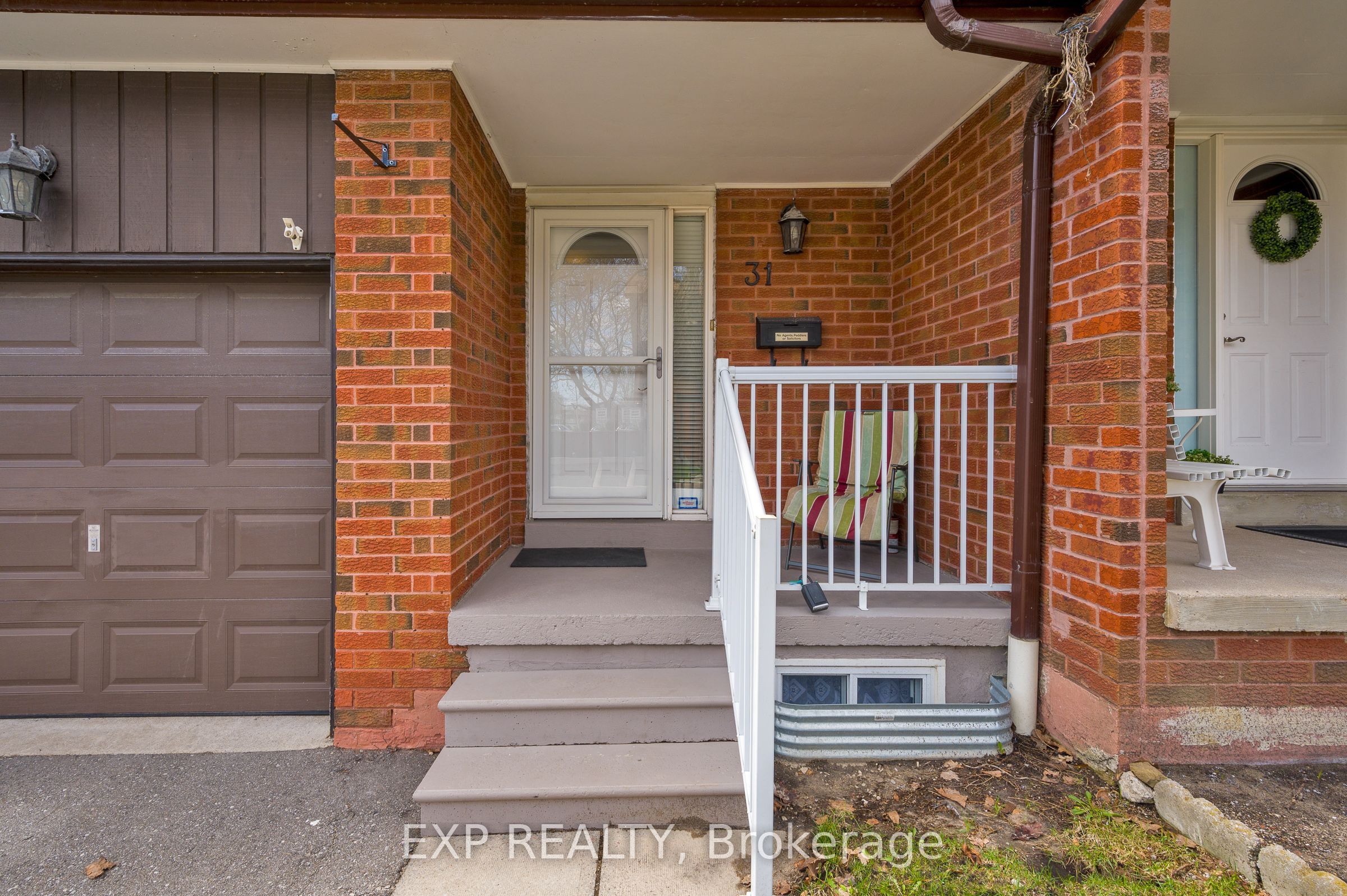 750 Burnhamthorpe Road E 31