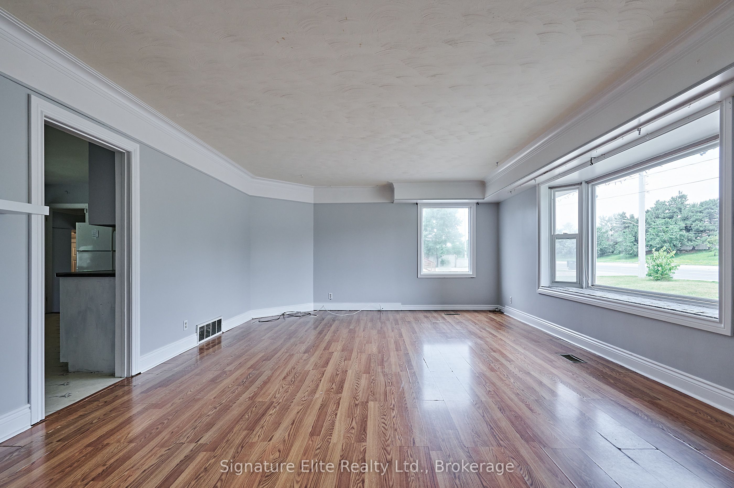 9408 Chinguacousy Road Unit 1 Property Photo 3