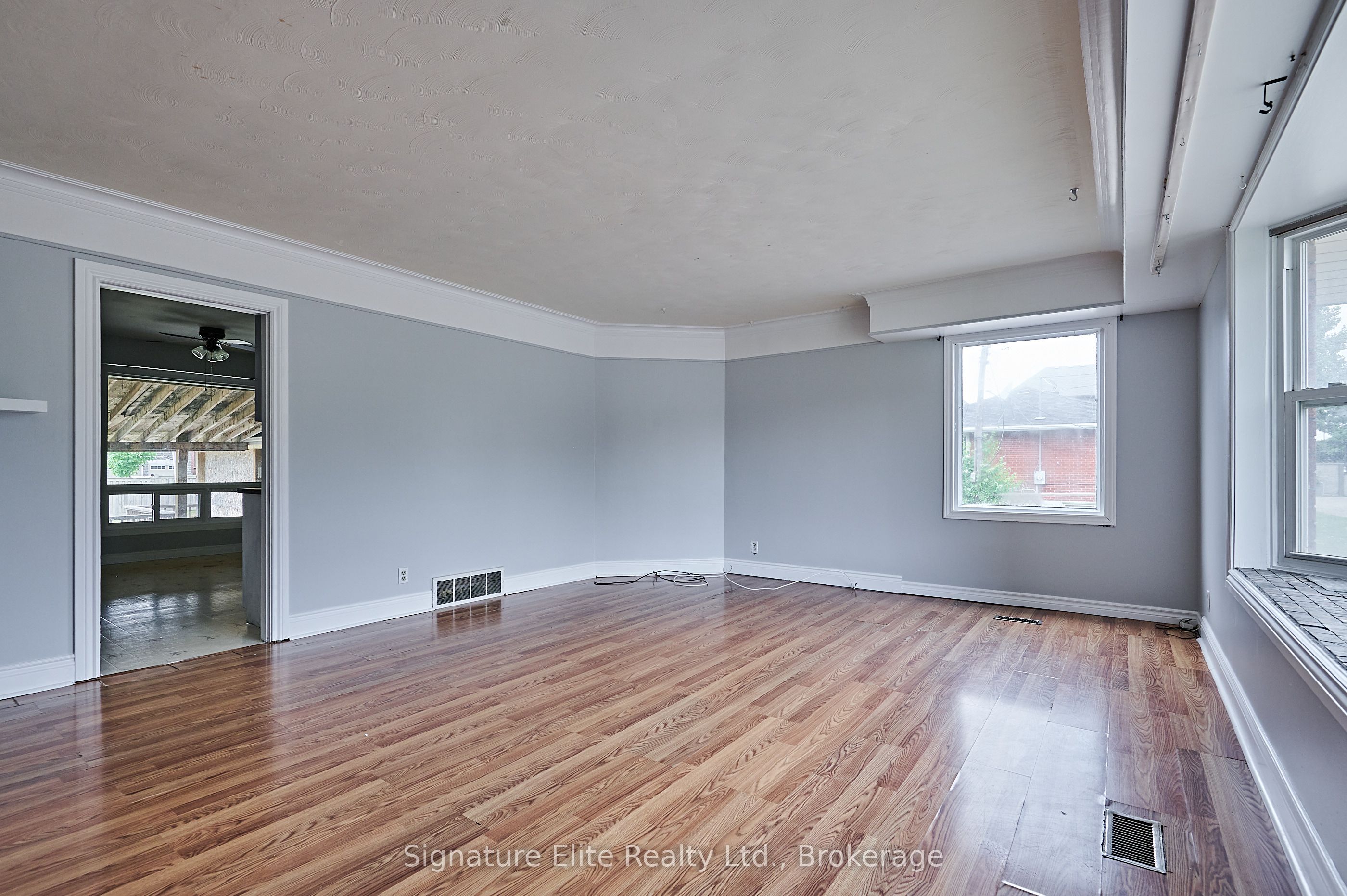 9408 Chinguacousy Road Unit 1 Property Photo 4