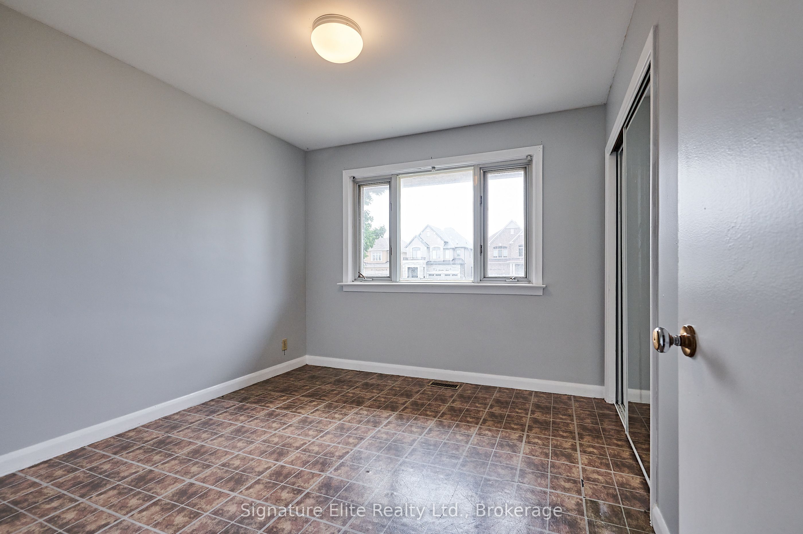 9408 Chinguacousy Road Unit 1 Property Photo 16