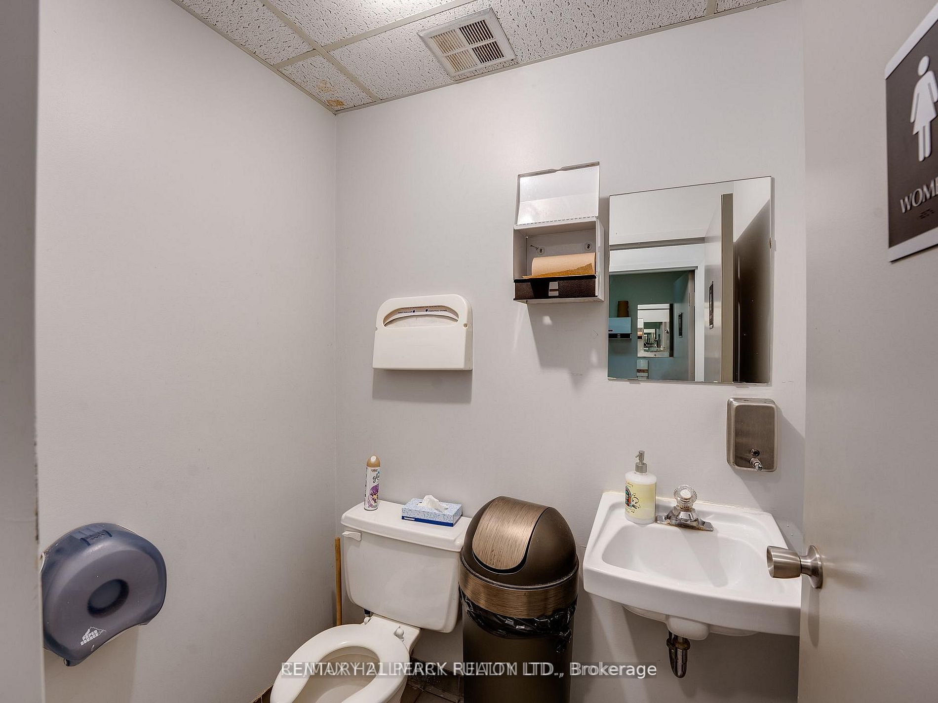230 Eddystone Avenue 201a Property Photo 12