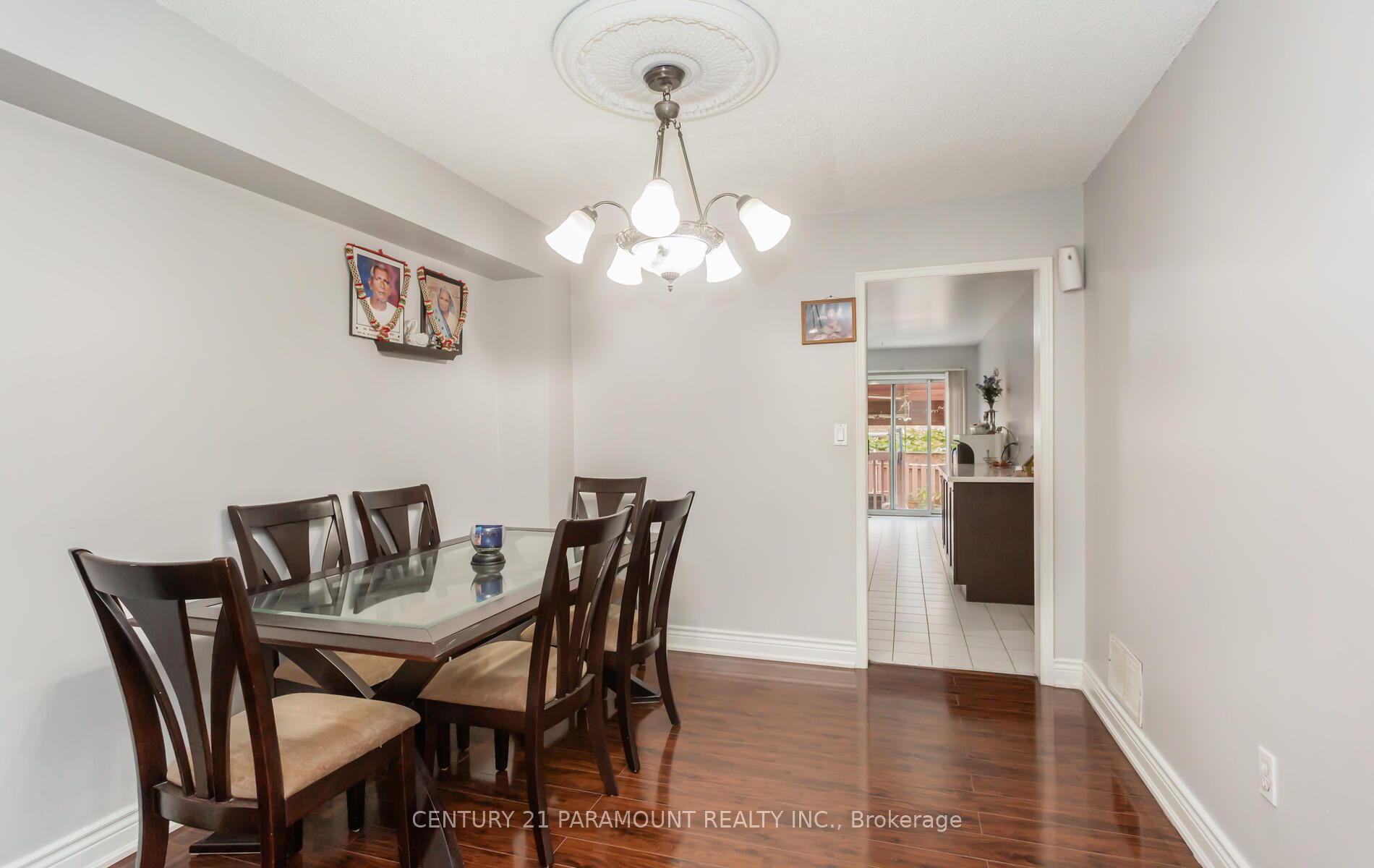 106 Wildberry Crescent Property Photo 10