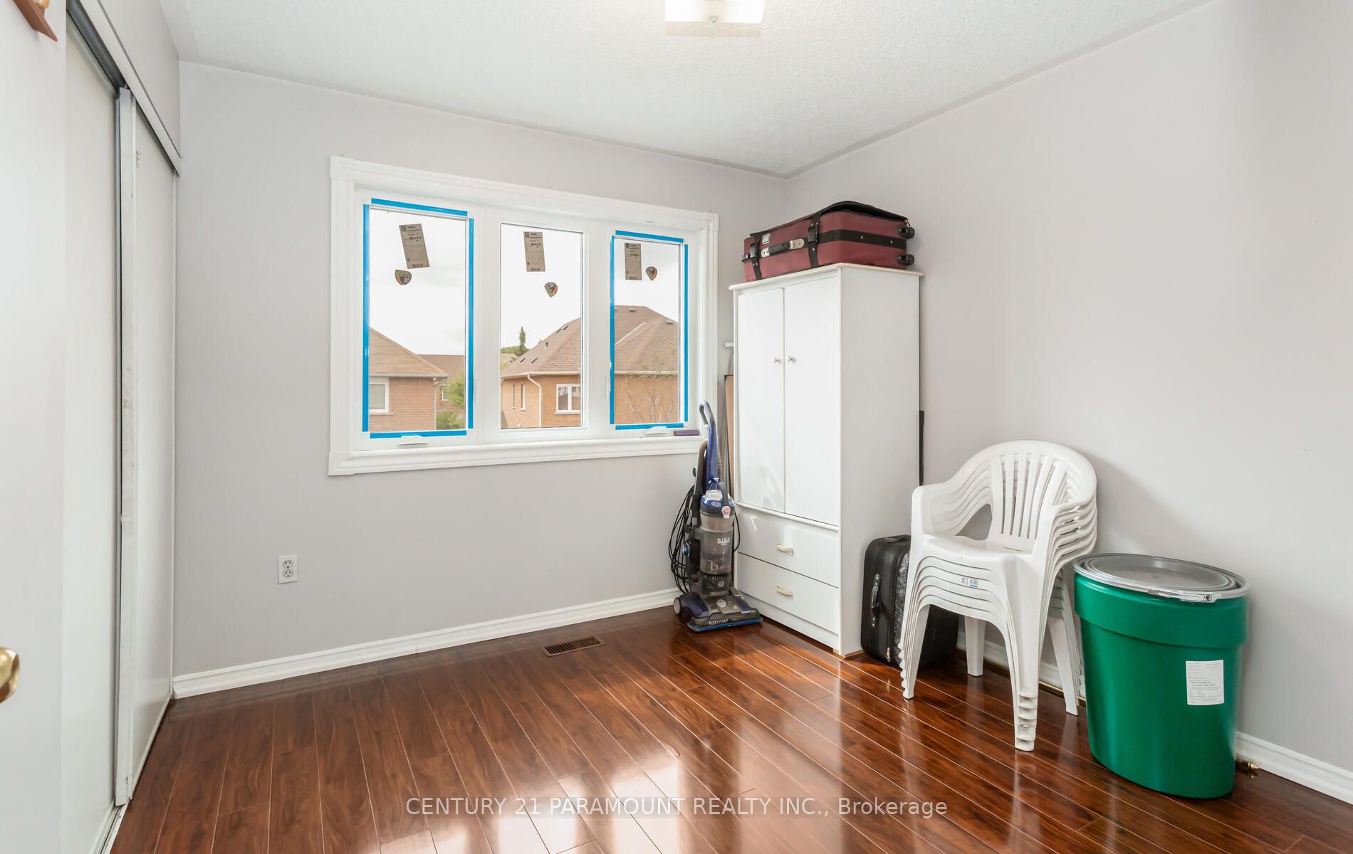 106 Wildberry Crescent Property Photo 25