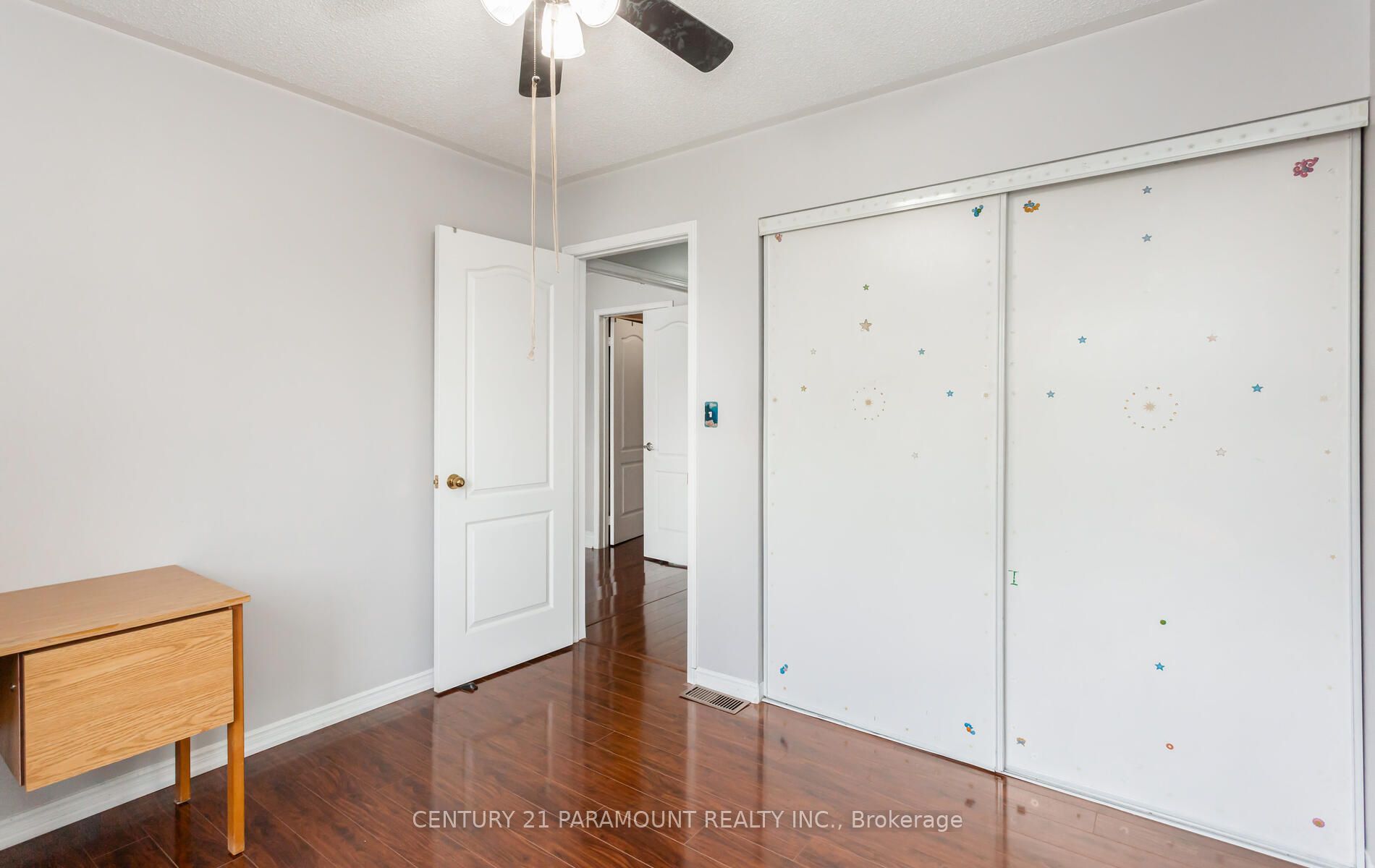 106 Wildberry Crescent Property Photo 29