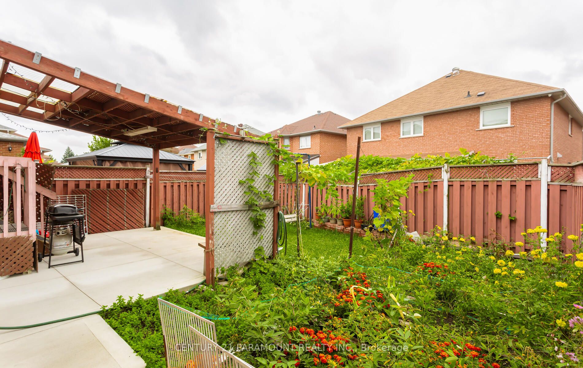 106 Wildberry Crescent Property Photo 39