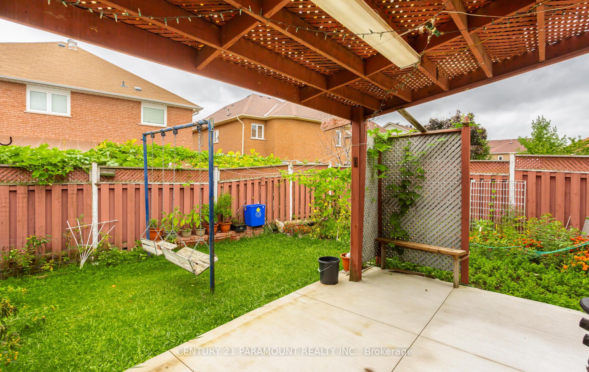 106 Wildberry Crescent Property Photo 40