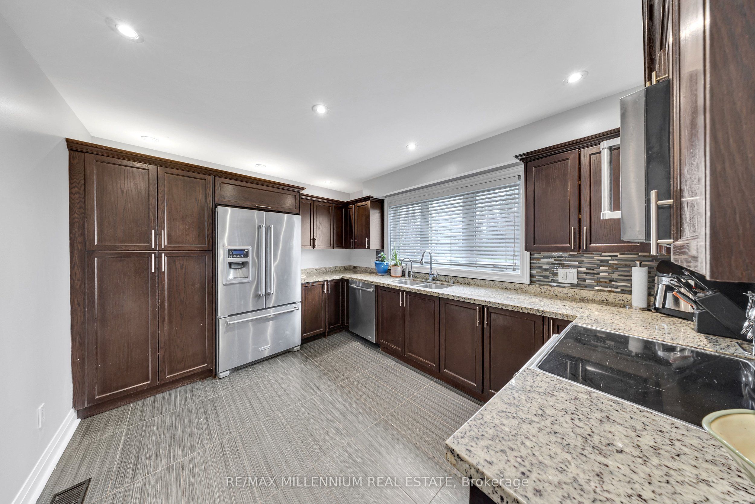 10 Grandravine Drive 5 Property Photo 10