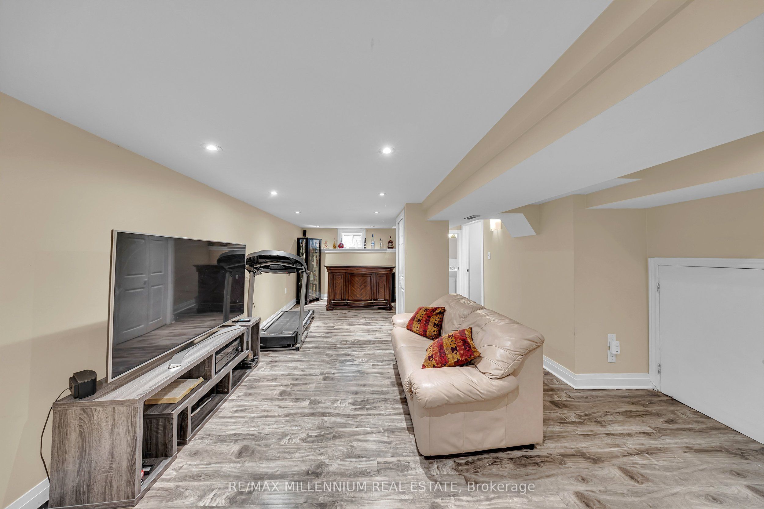 10 Grandravine Drive 5 Property Photo 23