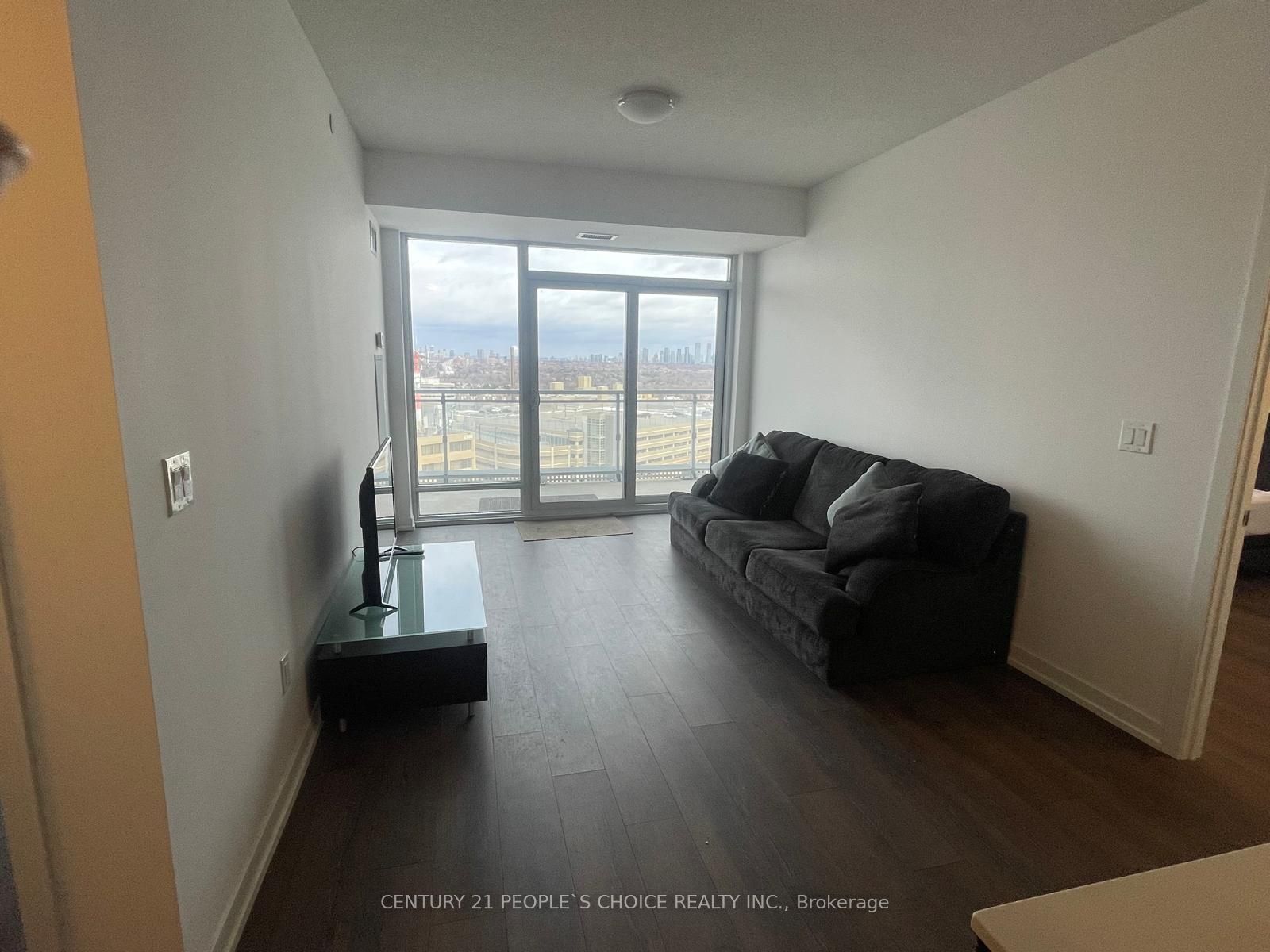 2520 Eglinton Avenue W 810 Property Photo 7