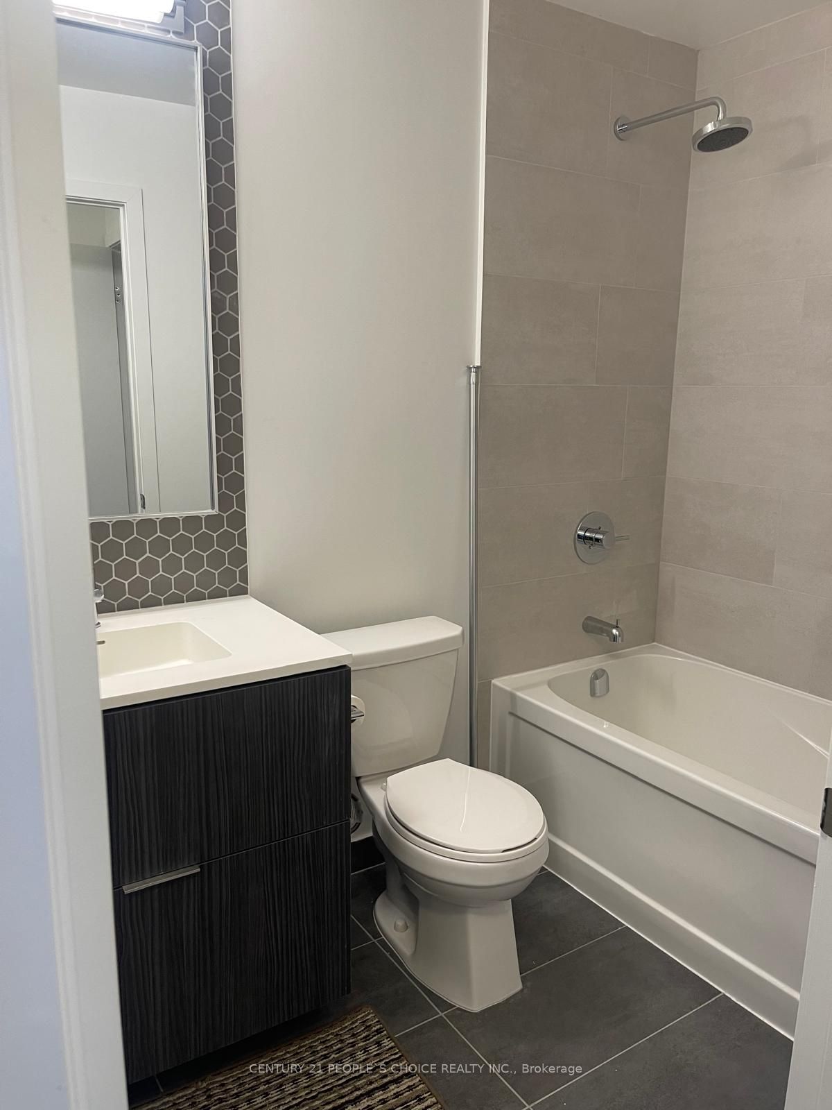 2520 Eglinton Avenue W 810 Property Photo 12