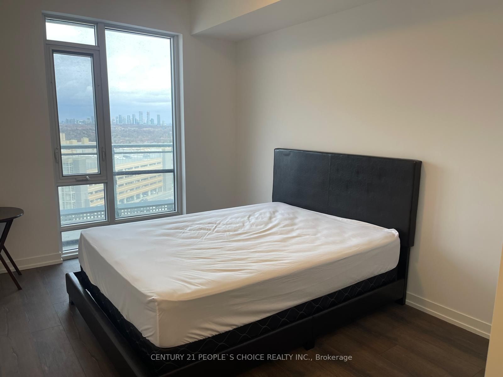 2520 Eglinton Avenue W 810 Property Photo 20