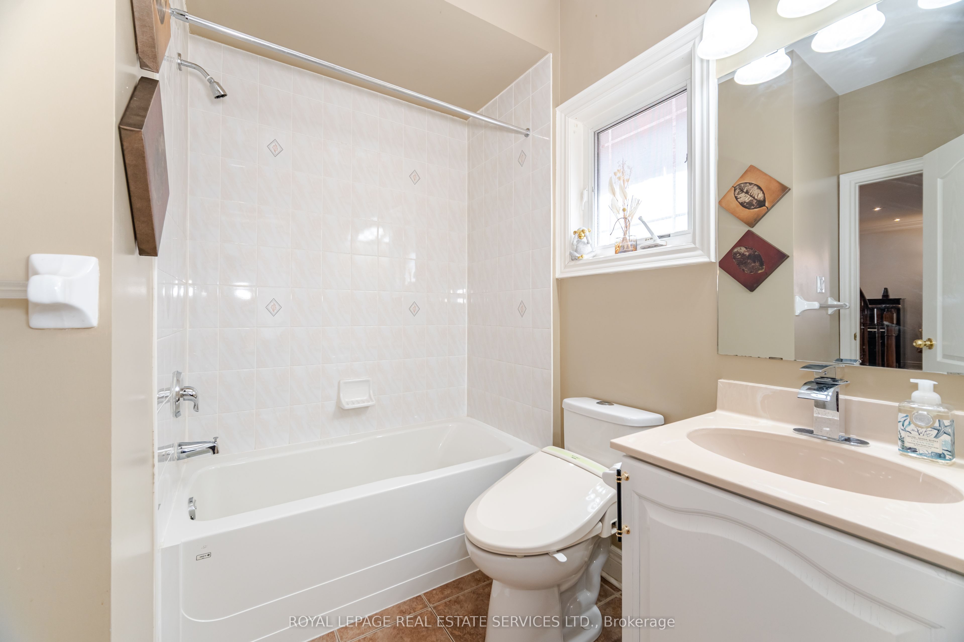 3809 Candlelight Drive Property Photo 21