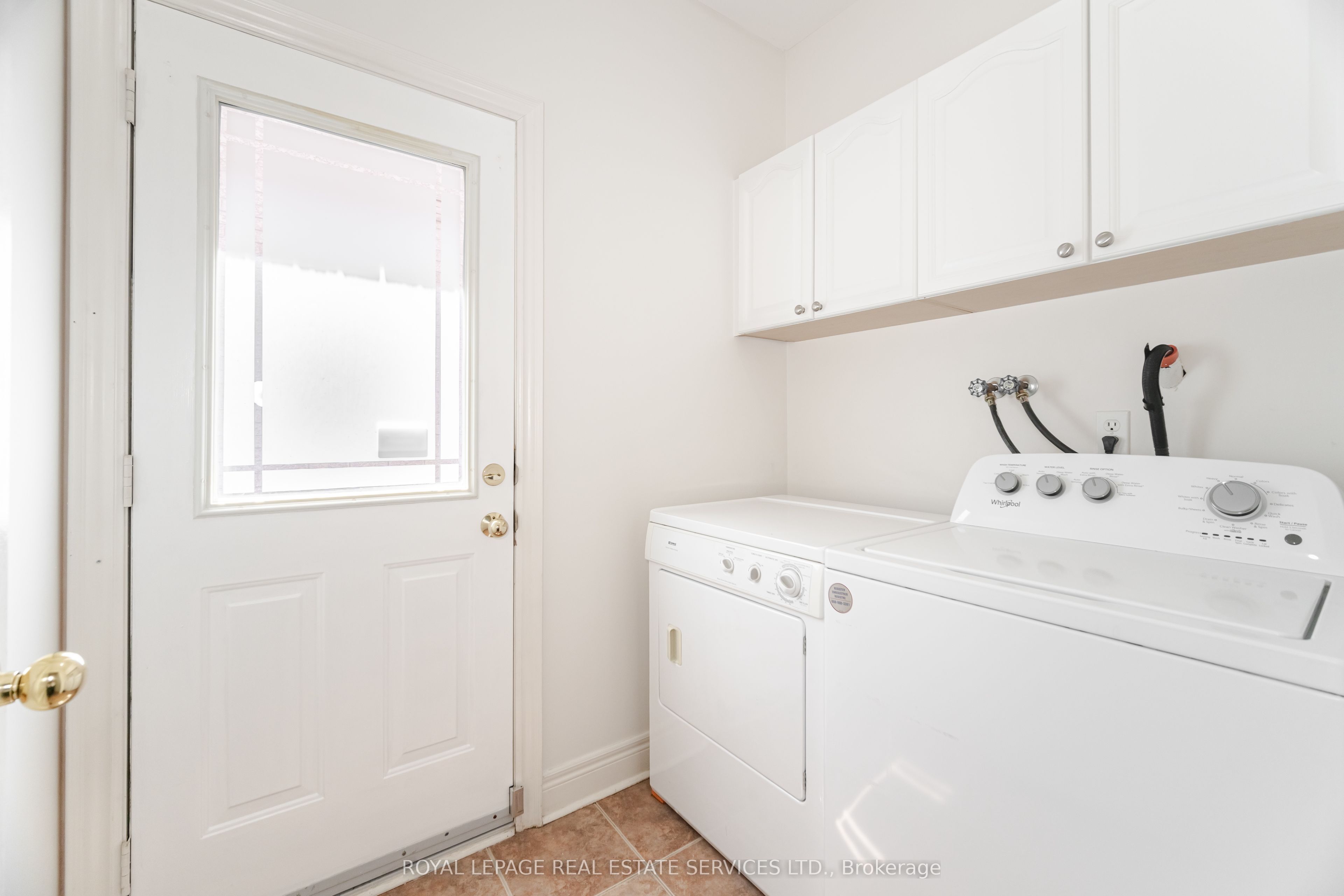 3809 Candlelight Drive Property Photo 44