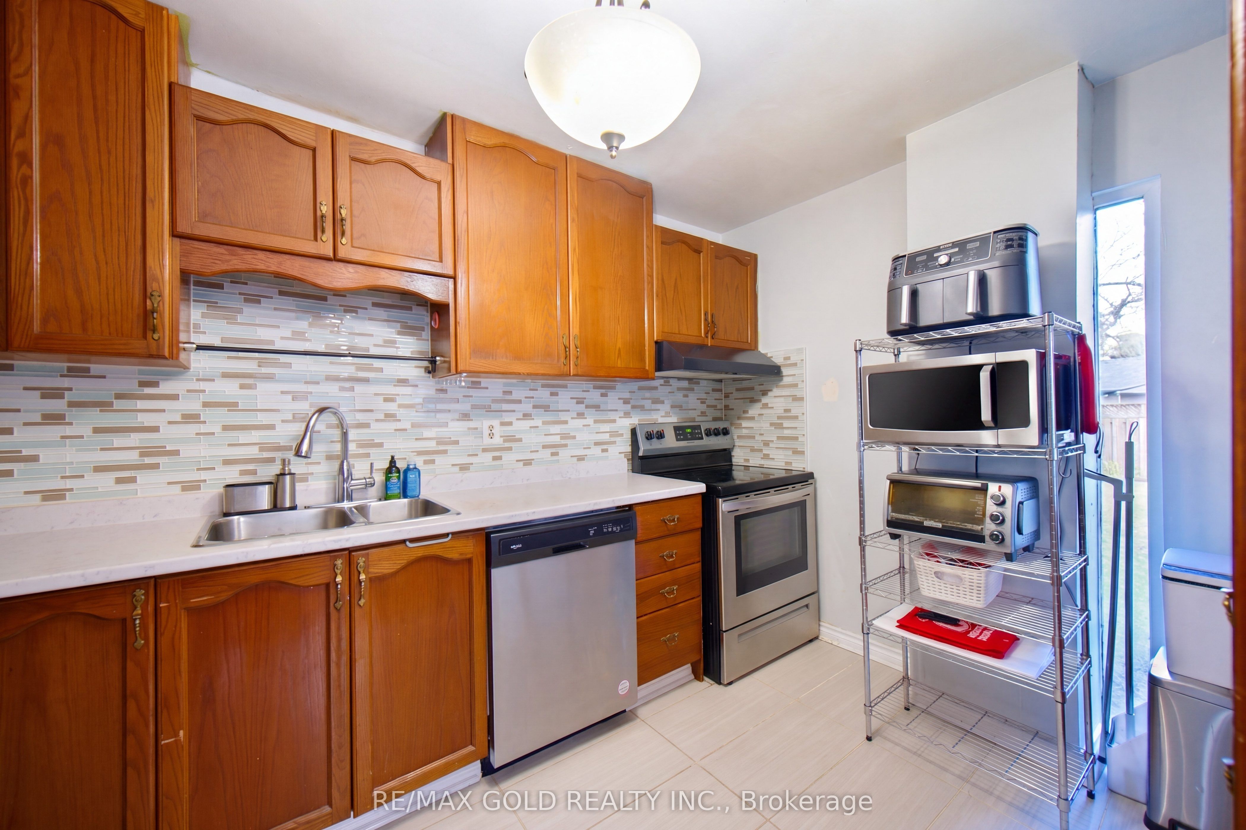 30 Sentinel Road 2 Property Photo 12
