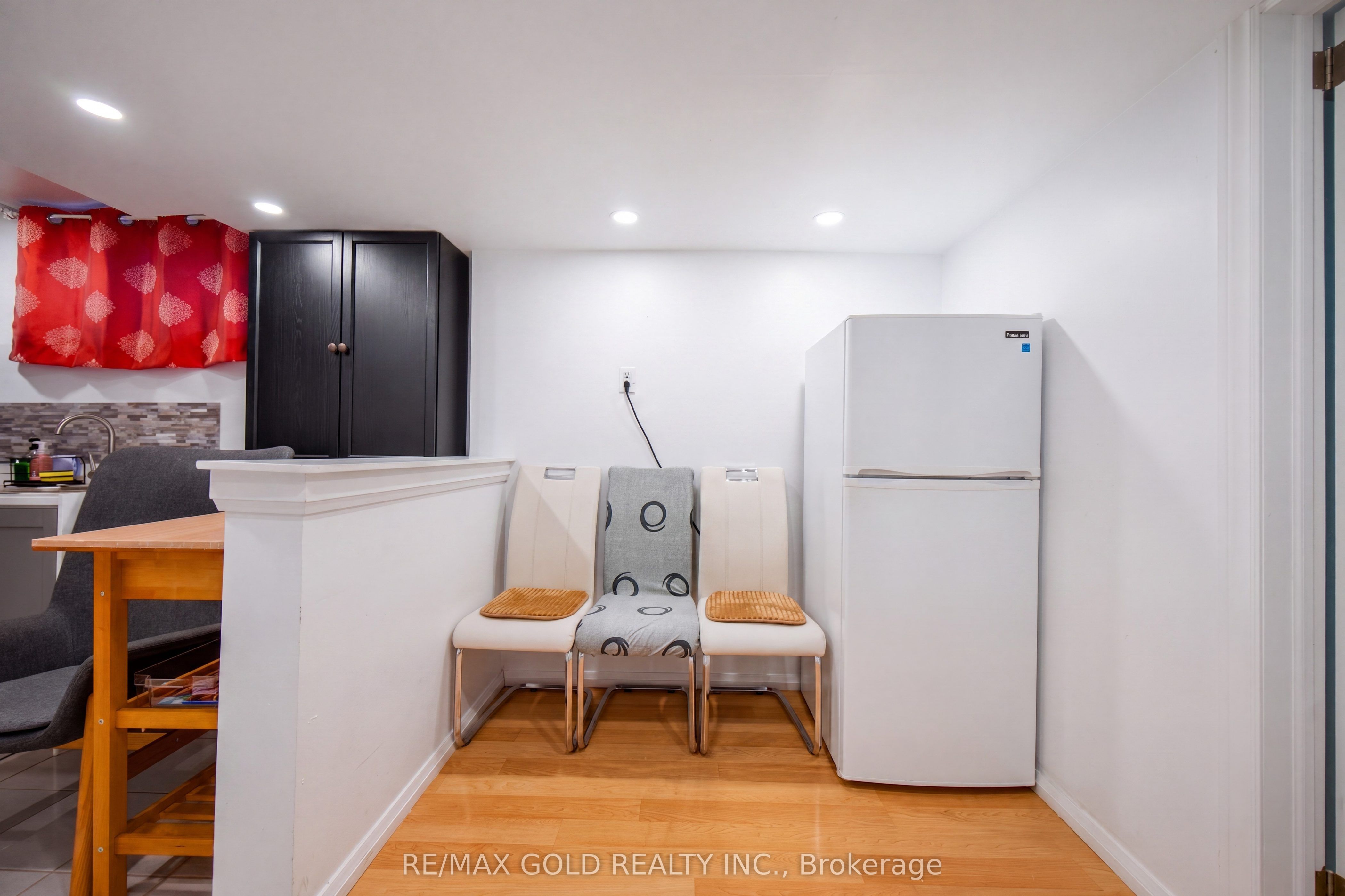30 Sentinel Road 2 Property Photo 21
