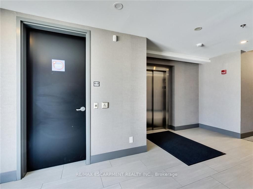 5045 Mainway Boulevard 201 Property Photo 9