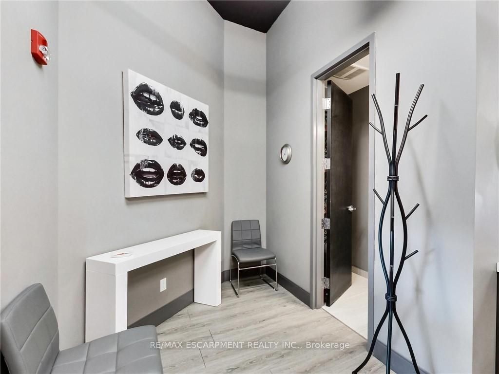 5045 Mainway Boulevard 201 Property Photo 13