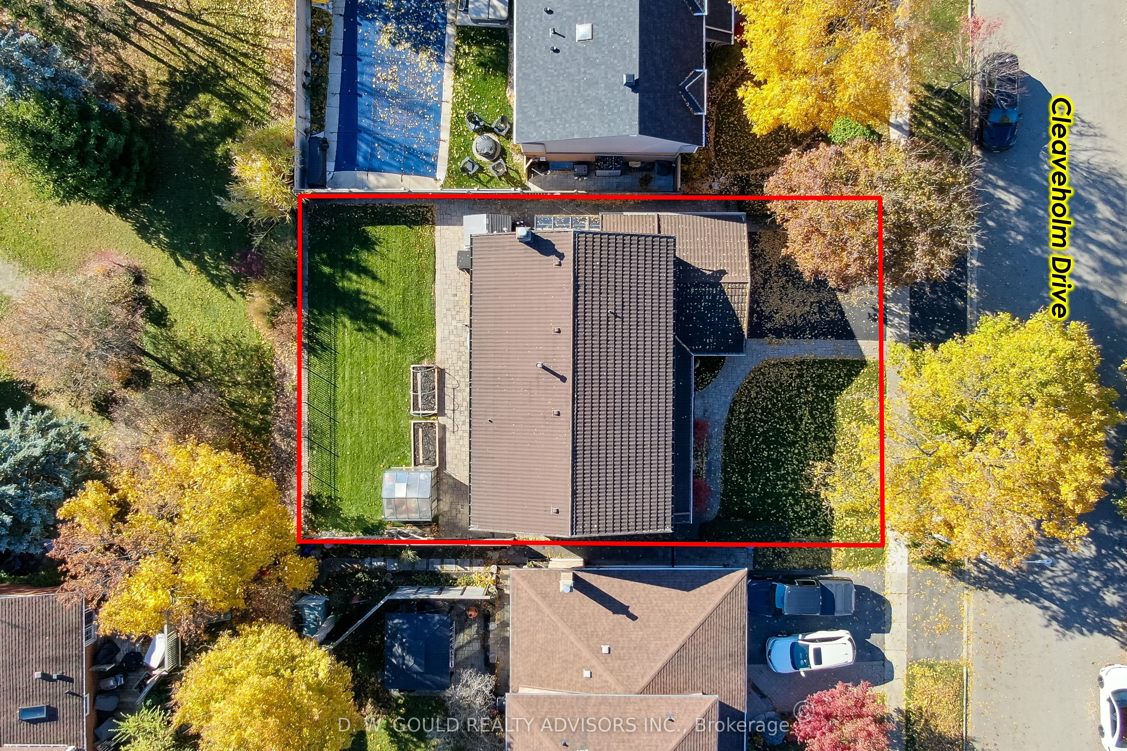 41 Cleaveholm Drive Property Photo 5