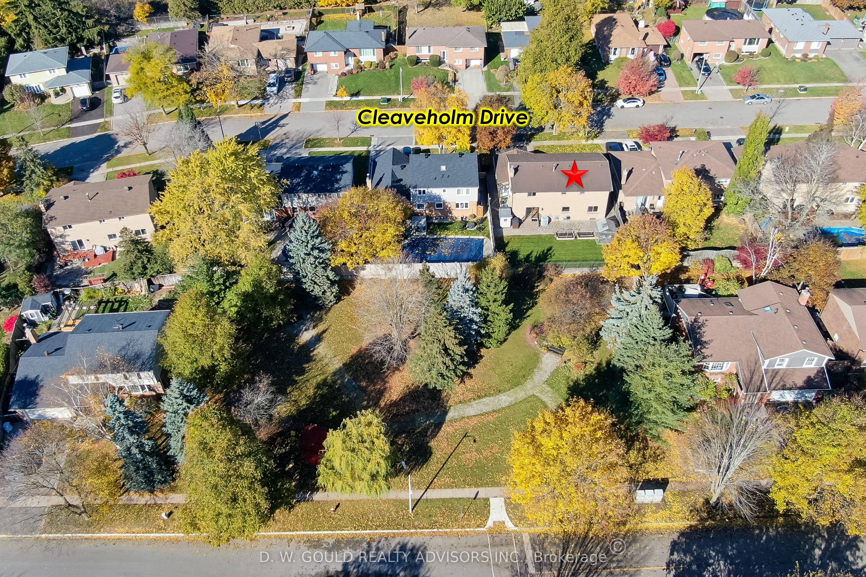 41 Cleaveholm Drive Property Photo 6