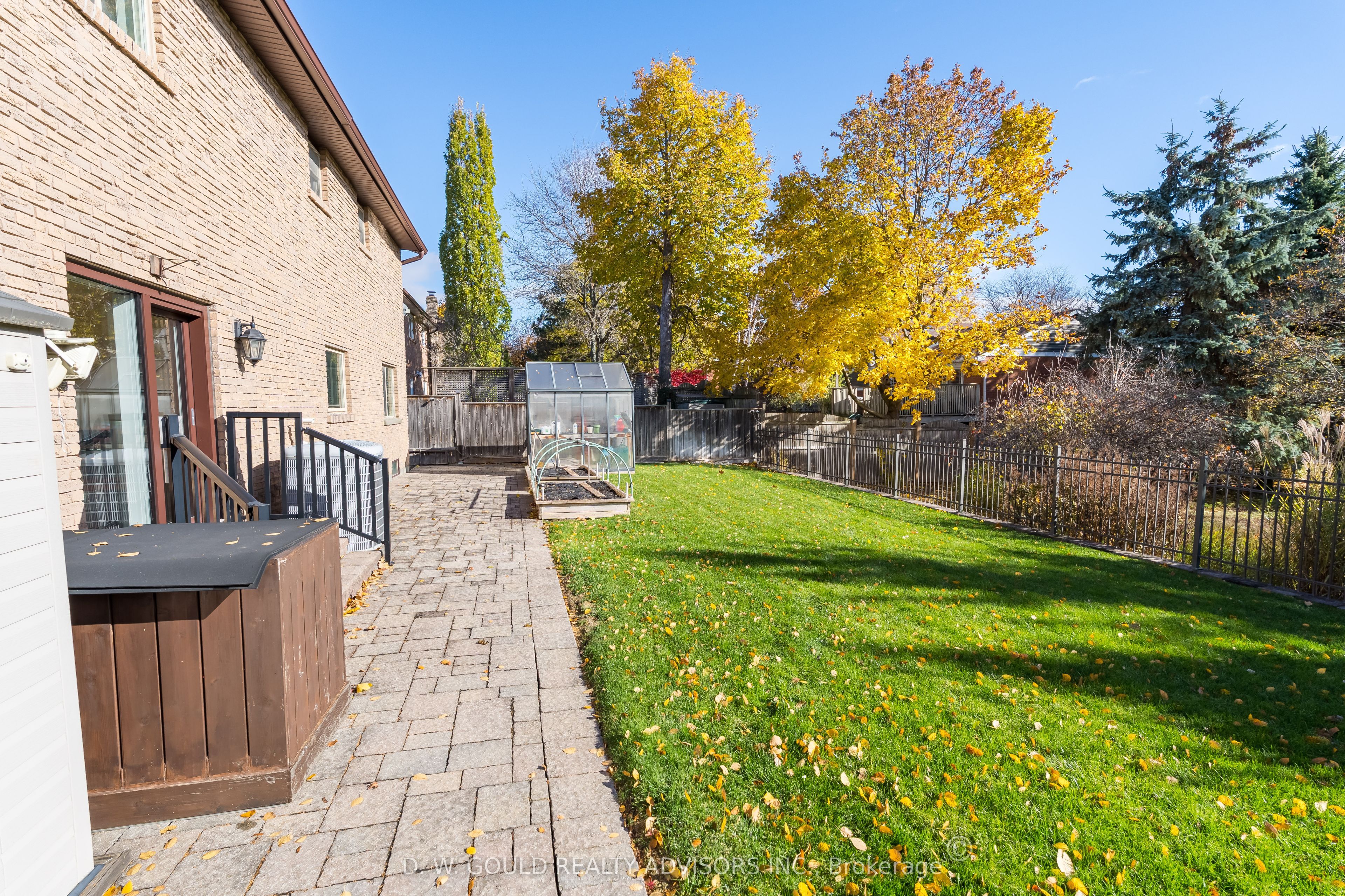 41 Cleaveholm Drive Property Photo 10