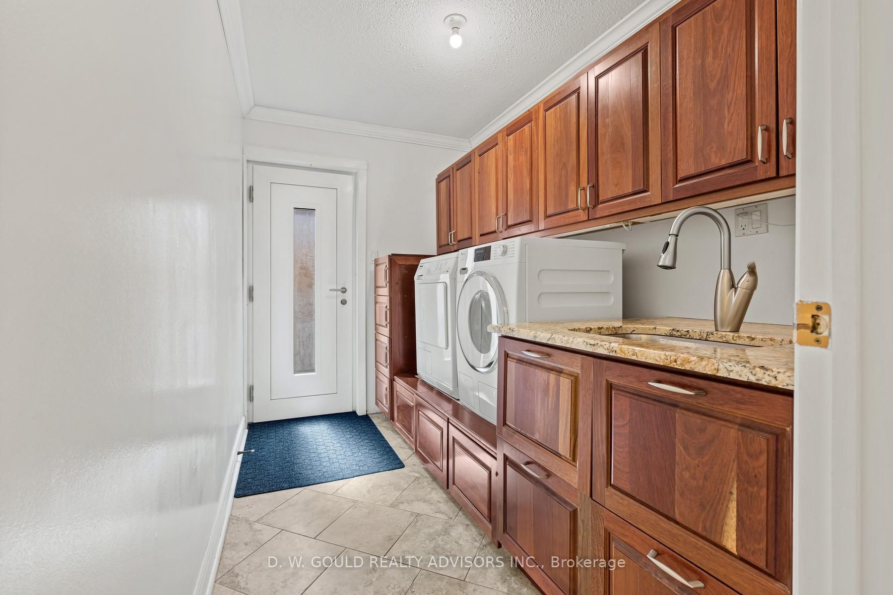 41 Cleaveholm Drive Property Photo 30