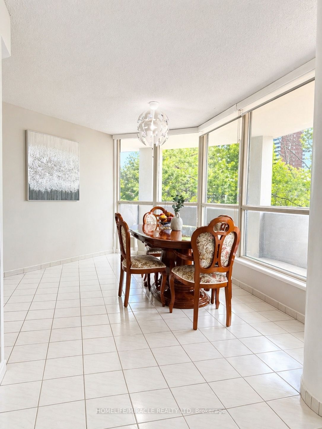 1 Rowntree Road 214 Property Photo 8